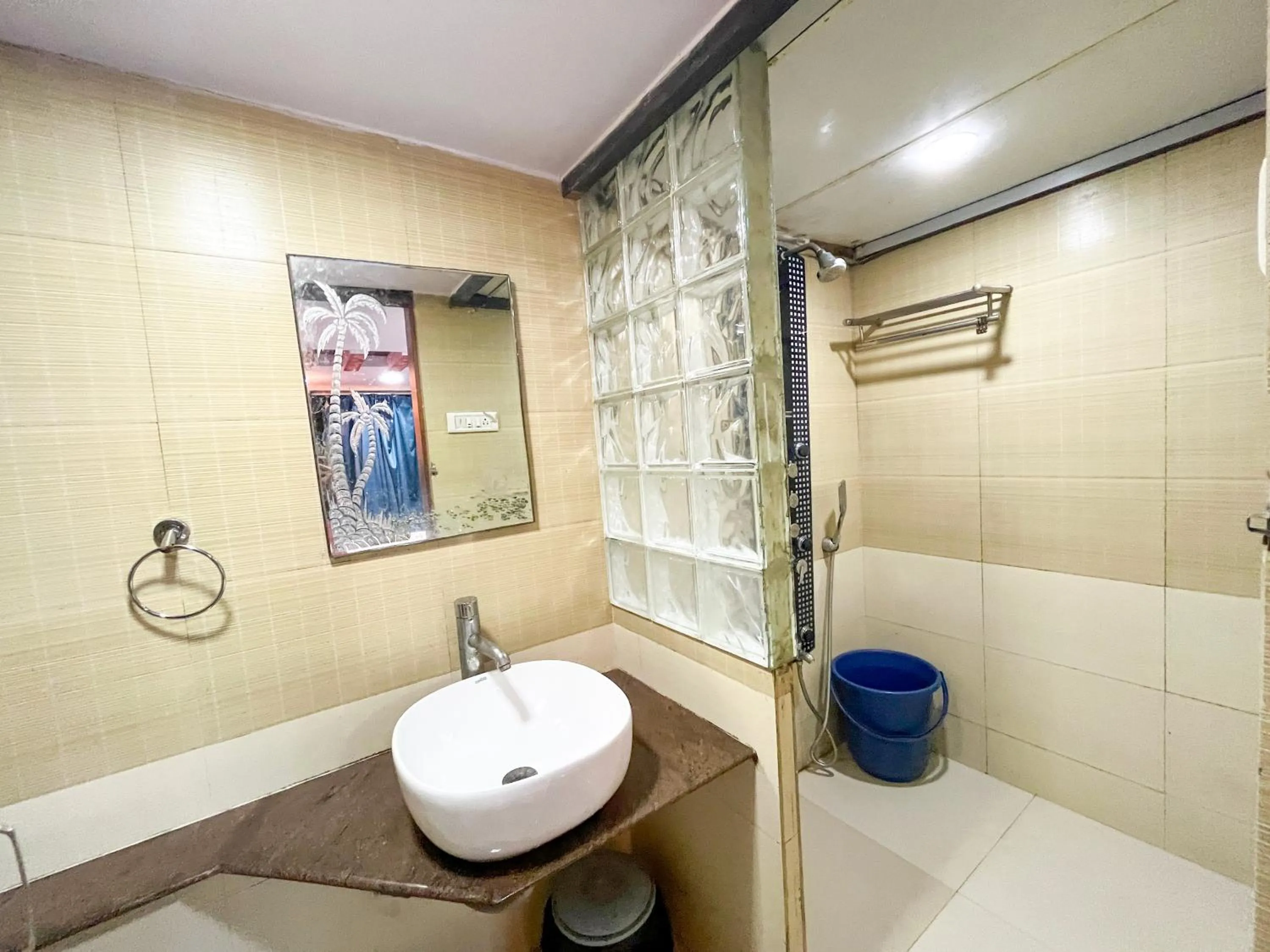 Hotel Arma Court - Near US Embassy, BKC