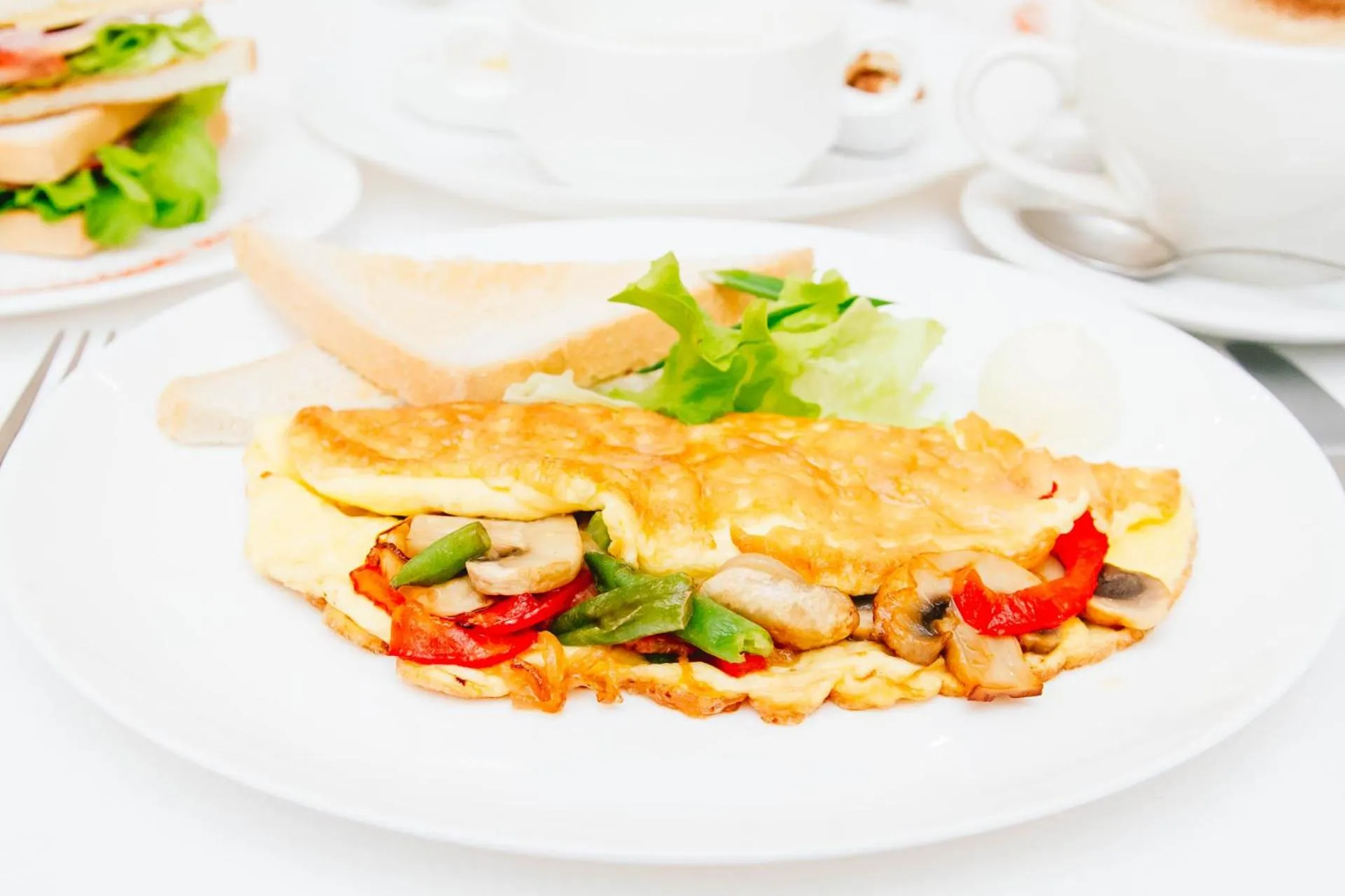 Restaurant/places to eat in Korona Hotel