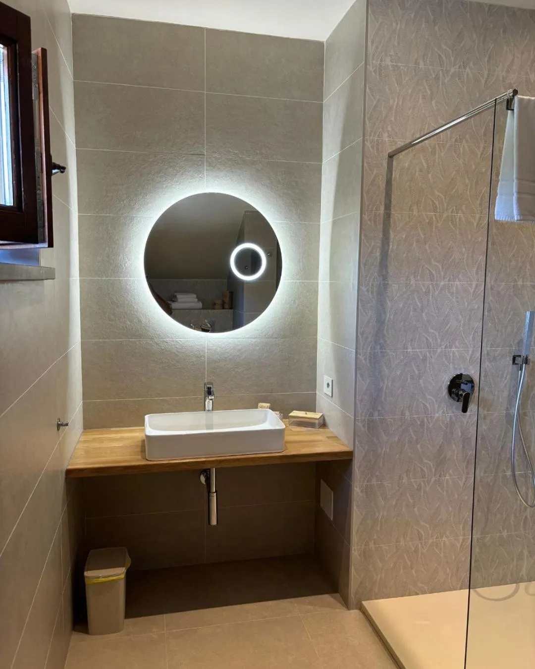 Shower in Antico Casale