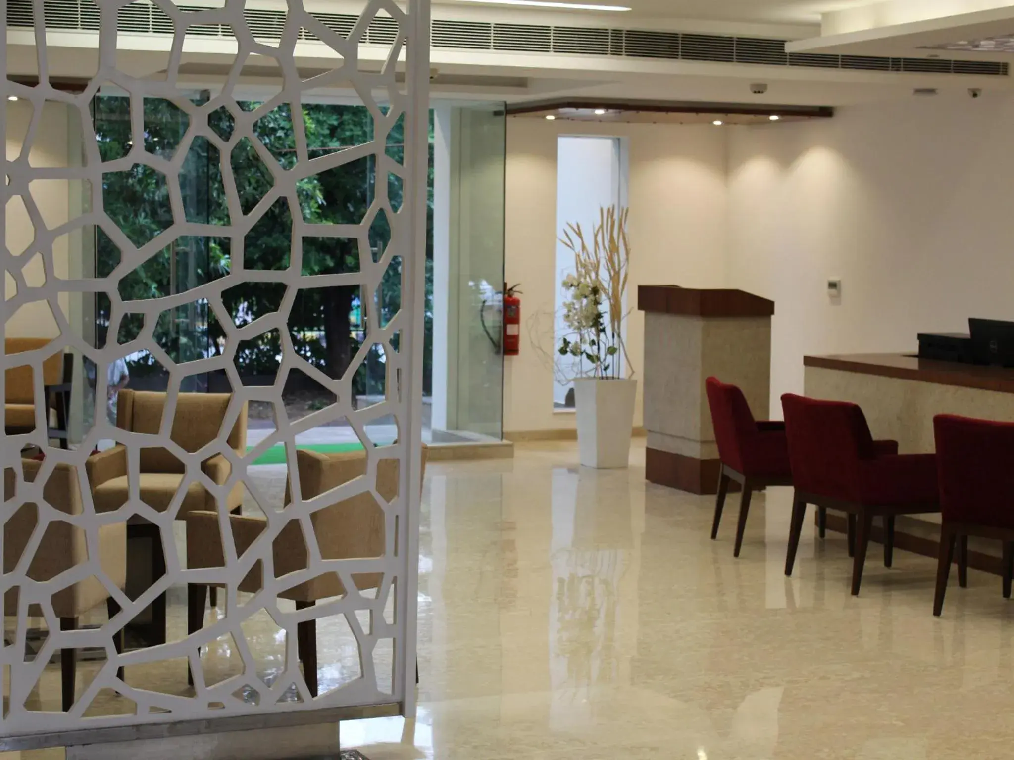 Lobby or reception in Keys Lite by Lemon Tree Hotels, Mayfield, Gurgaon Lobby or reception in Keys Lite by Lemon Tree Hotels, Mayfield, Gurgaon