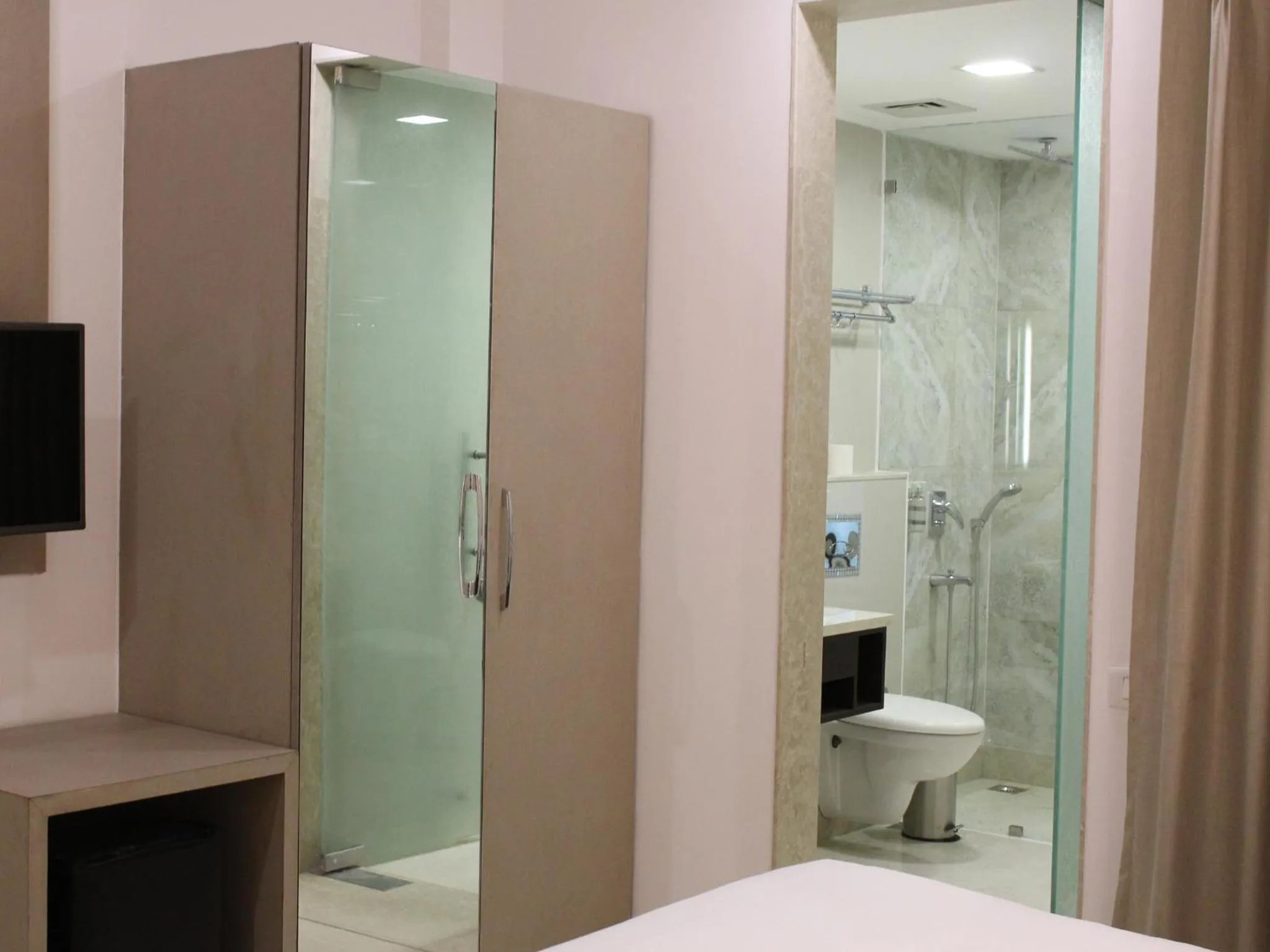 Toilet in Keys Lite by Lemon Tree Hotels, Mayfield, Gurgaon