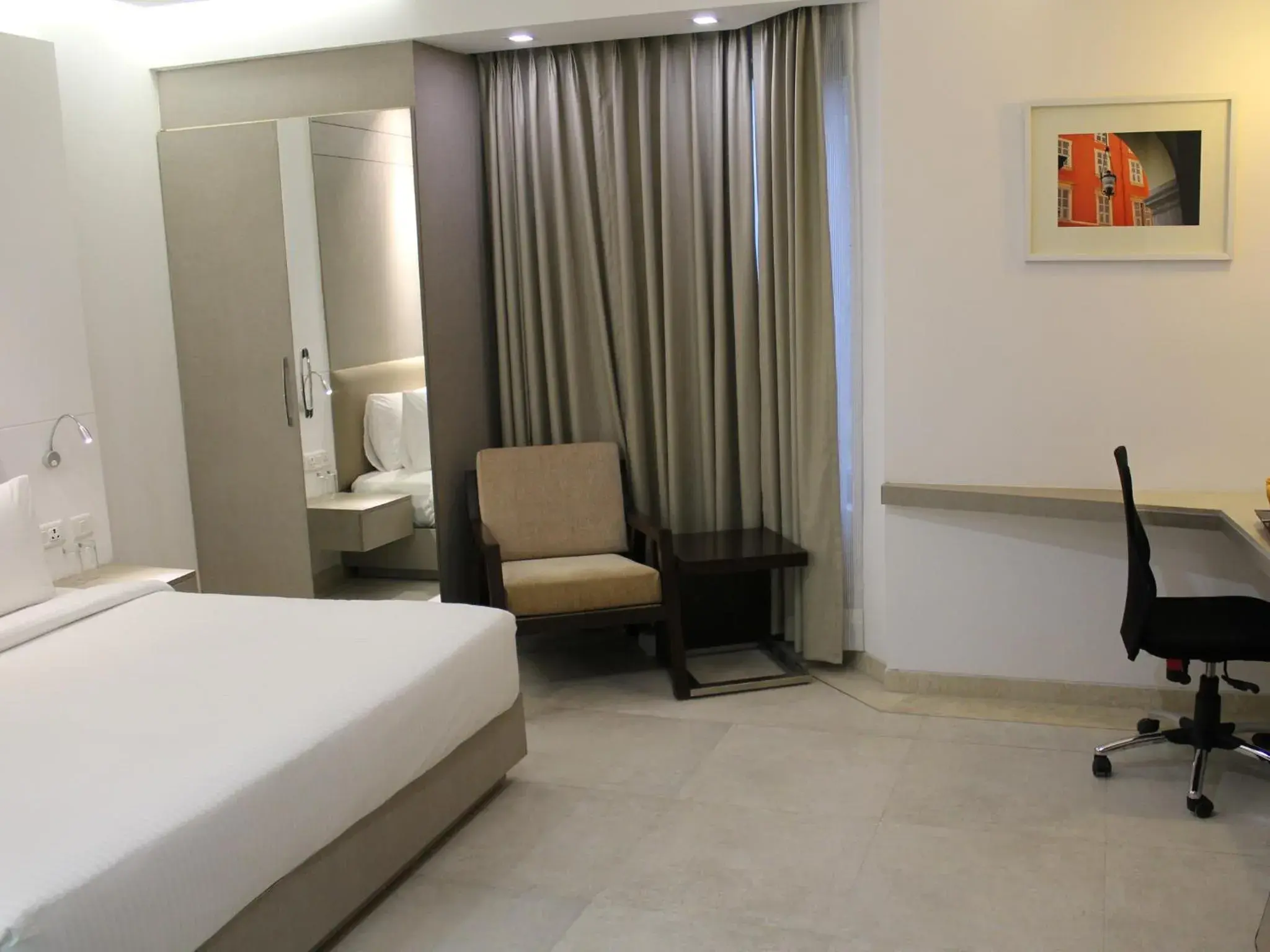 Bed in Keys Lite by Lemon Tree Hotels, Mayfield, Gurgaon Bed in Keys Lite by Lemon Tree Hotels, Mayfield, Gurgaon