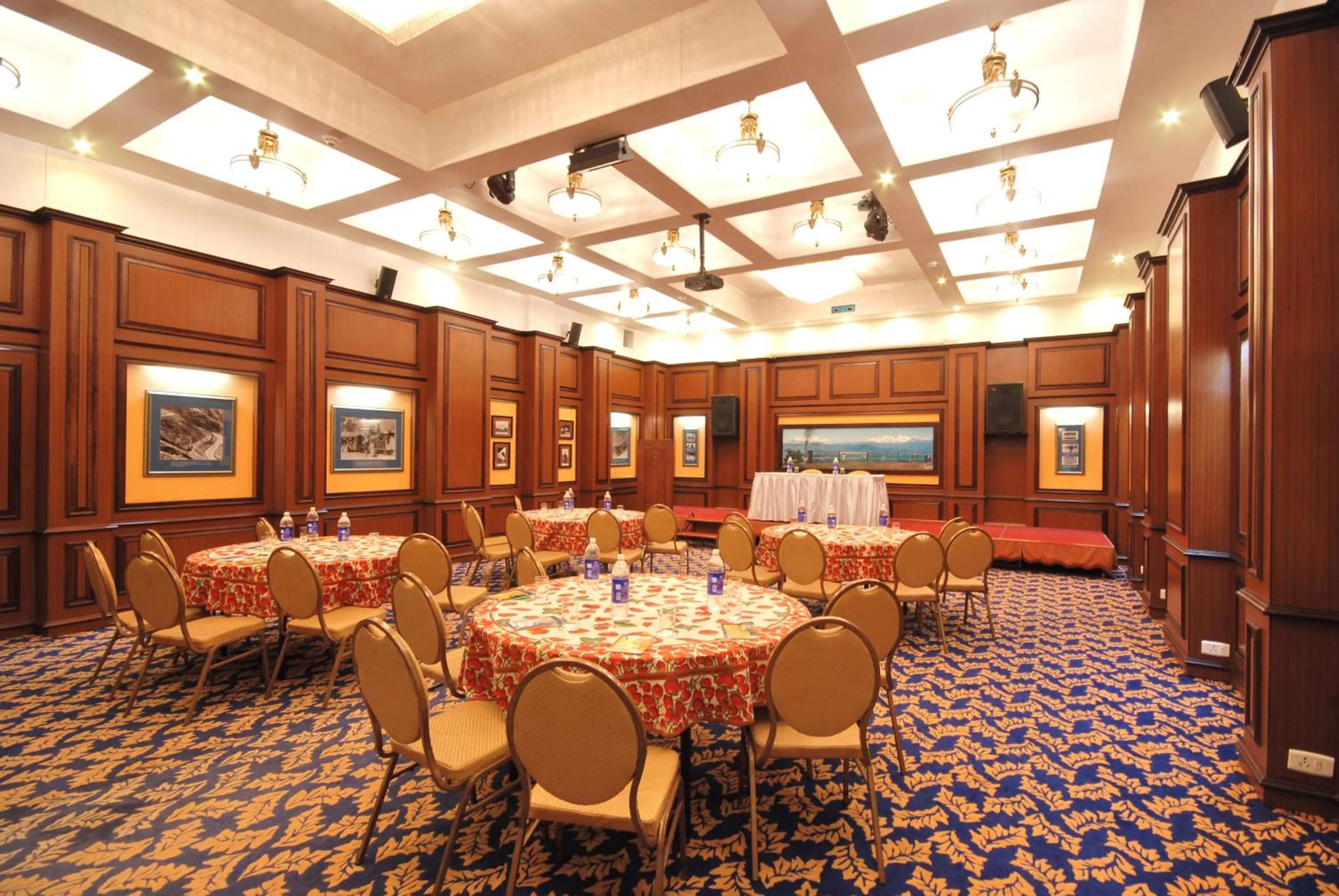 Banquet/Function facilities in Mayfair Darjeeling