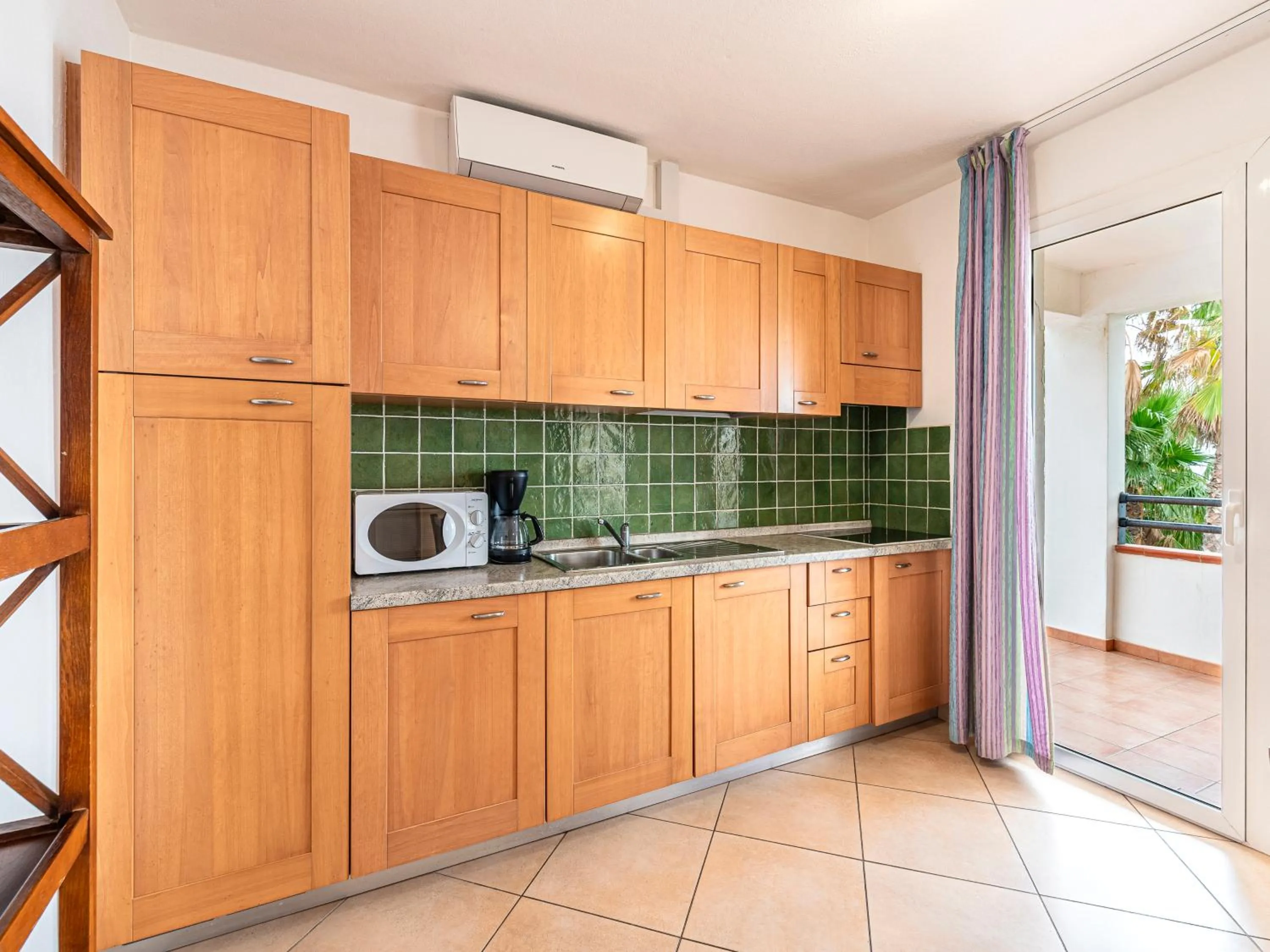 kitchen in Vacancéole - Résidence Sognu di Rena