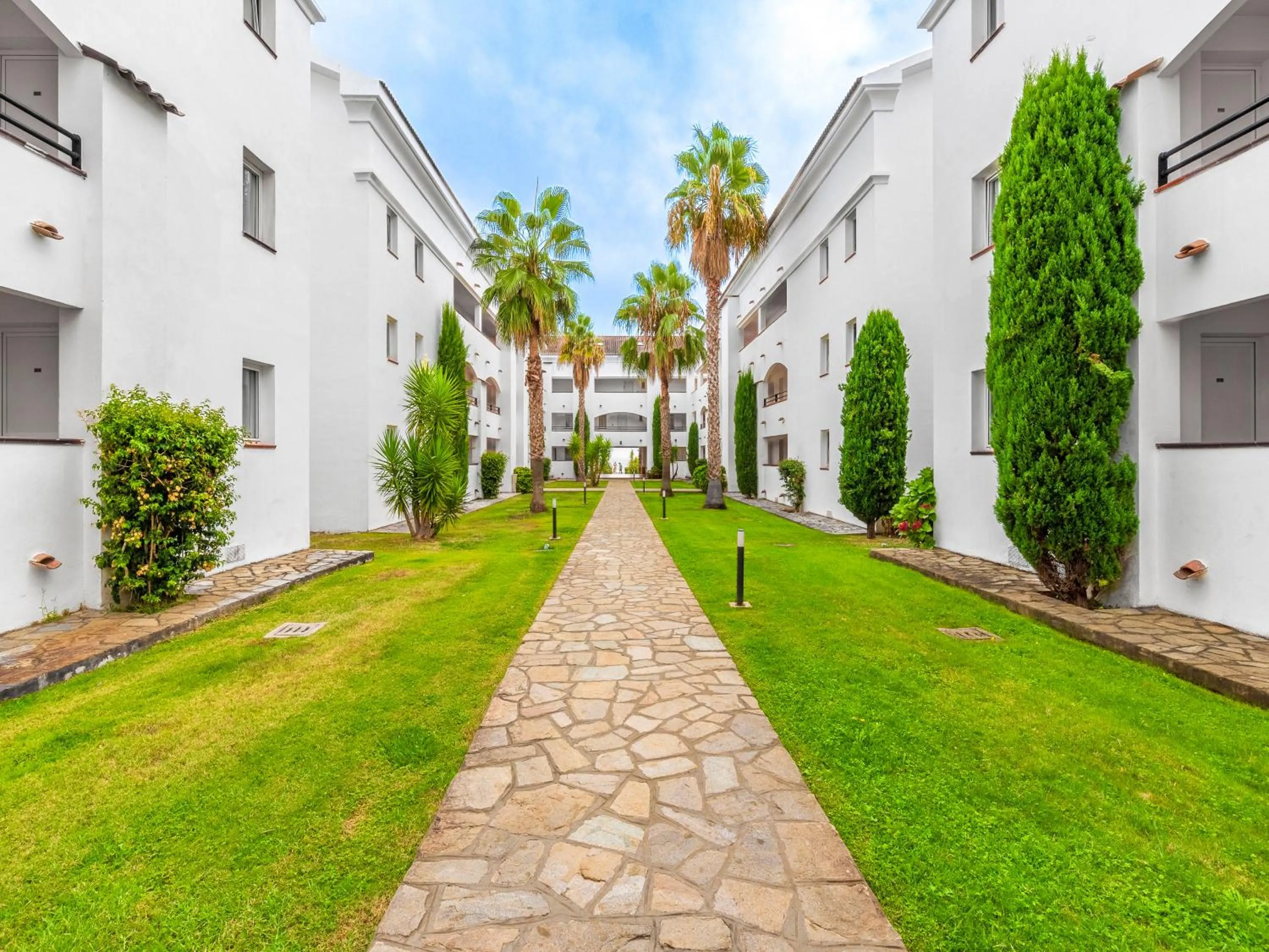 Facade/entrance in Vacancéole - Résidence Sognu di Rena
