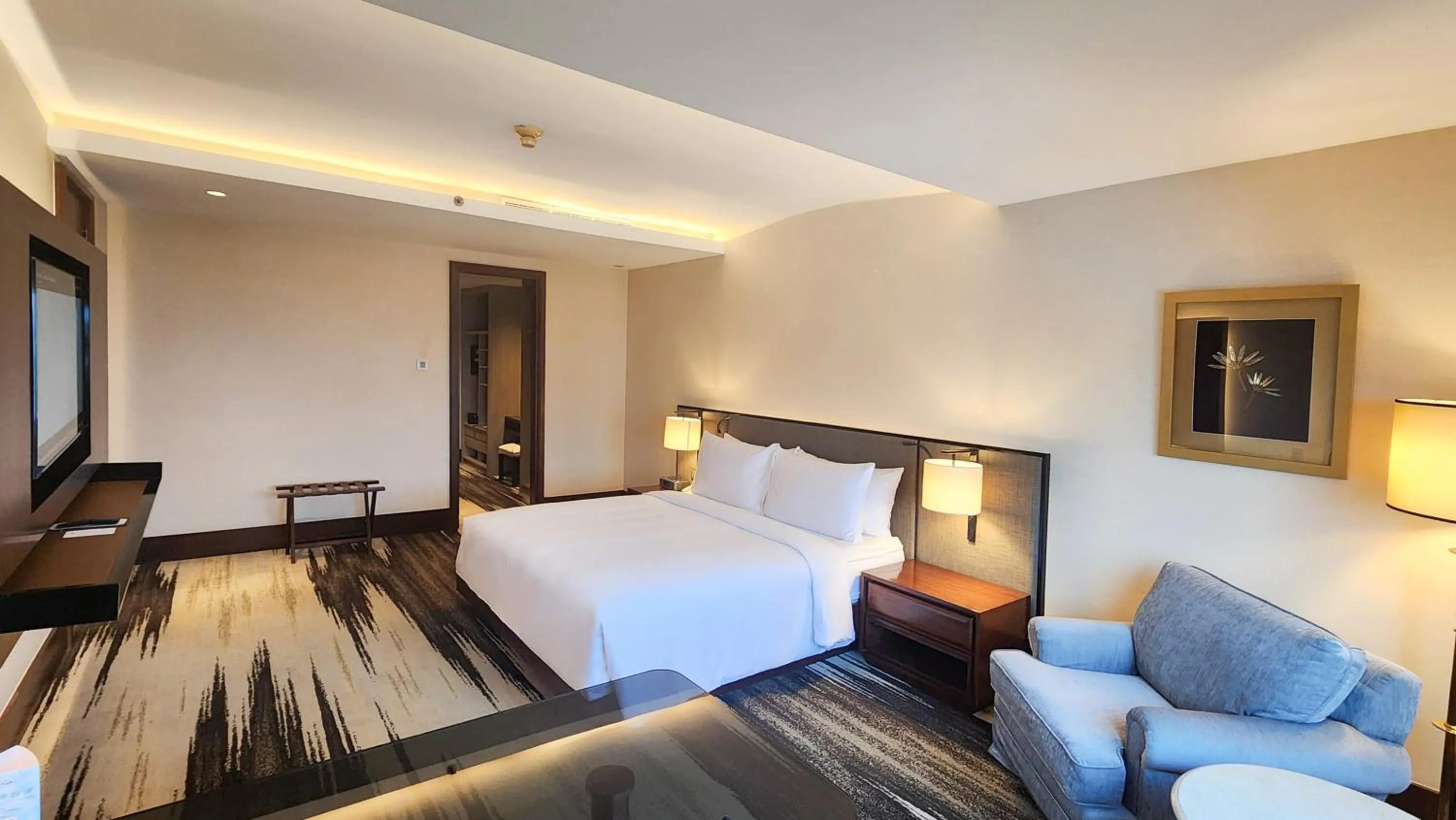 Bedroom, Bed in Gran Melia Jakarta