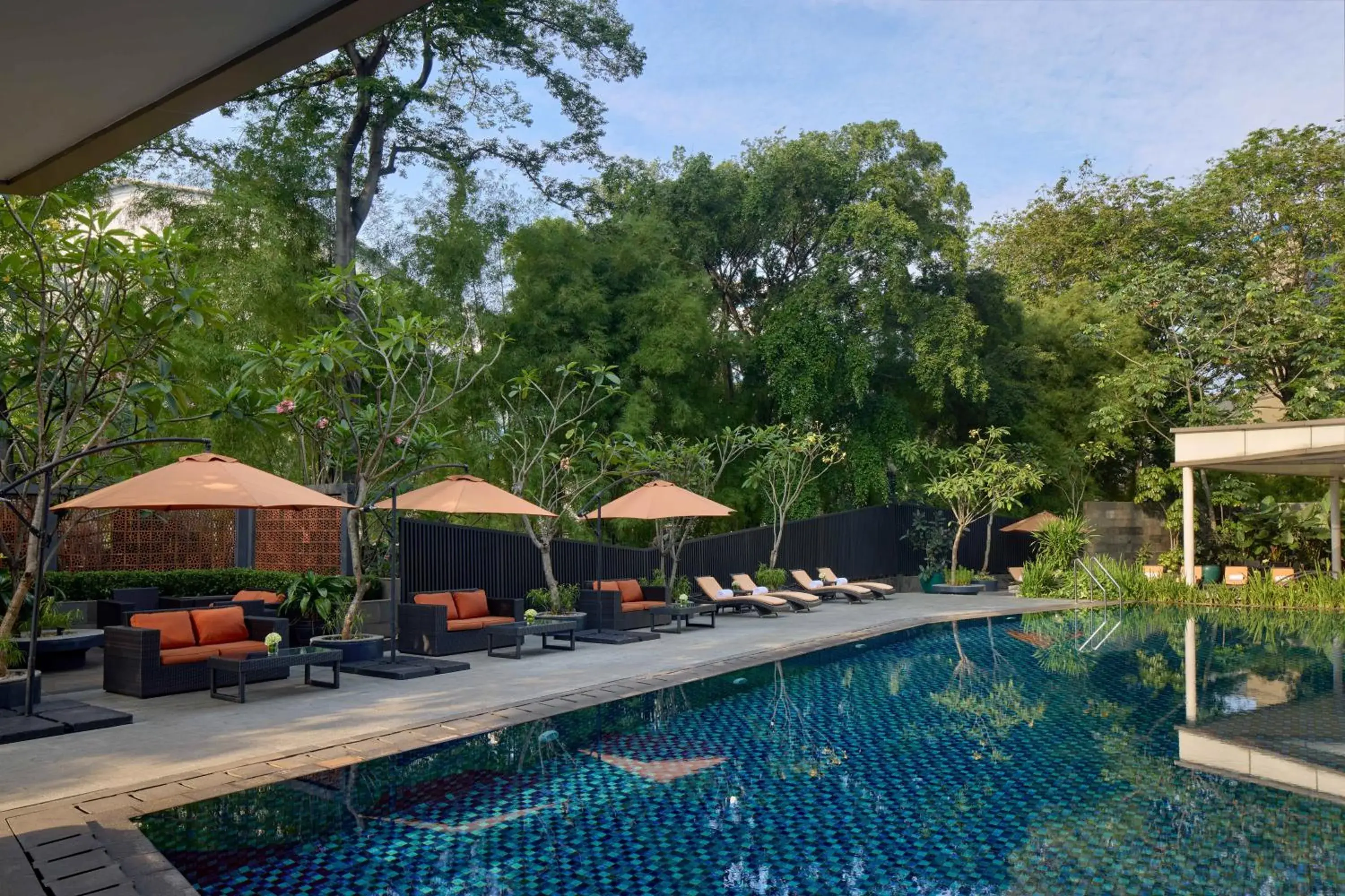 Swimming pool in Gran Melia Jakarta Swimming pool in Gran Melia Jakarta