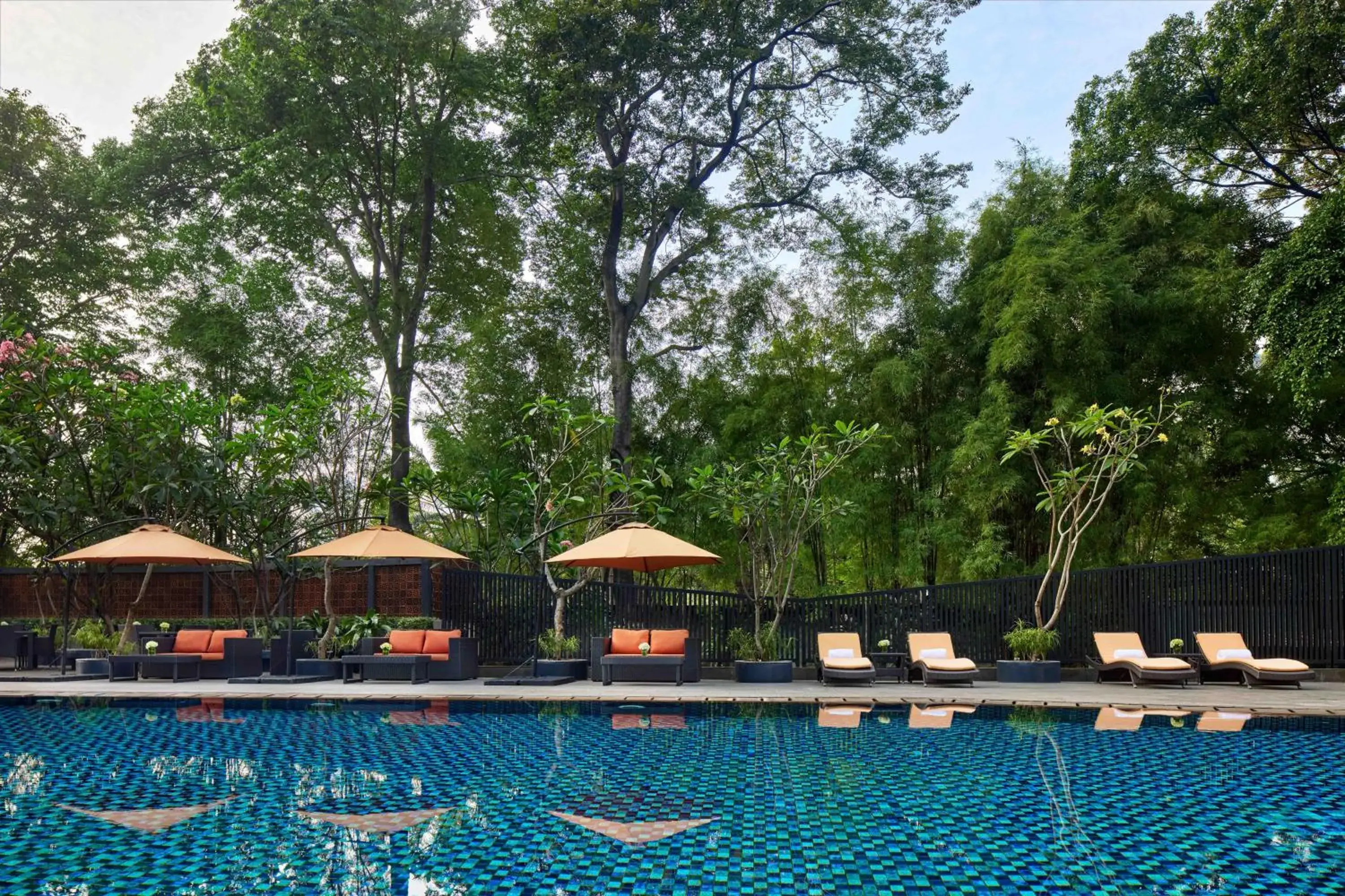 Swimming pool in Gran Melia Jakarta Swimming pool in Gran Melia Jakarta