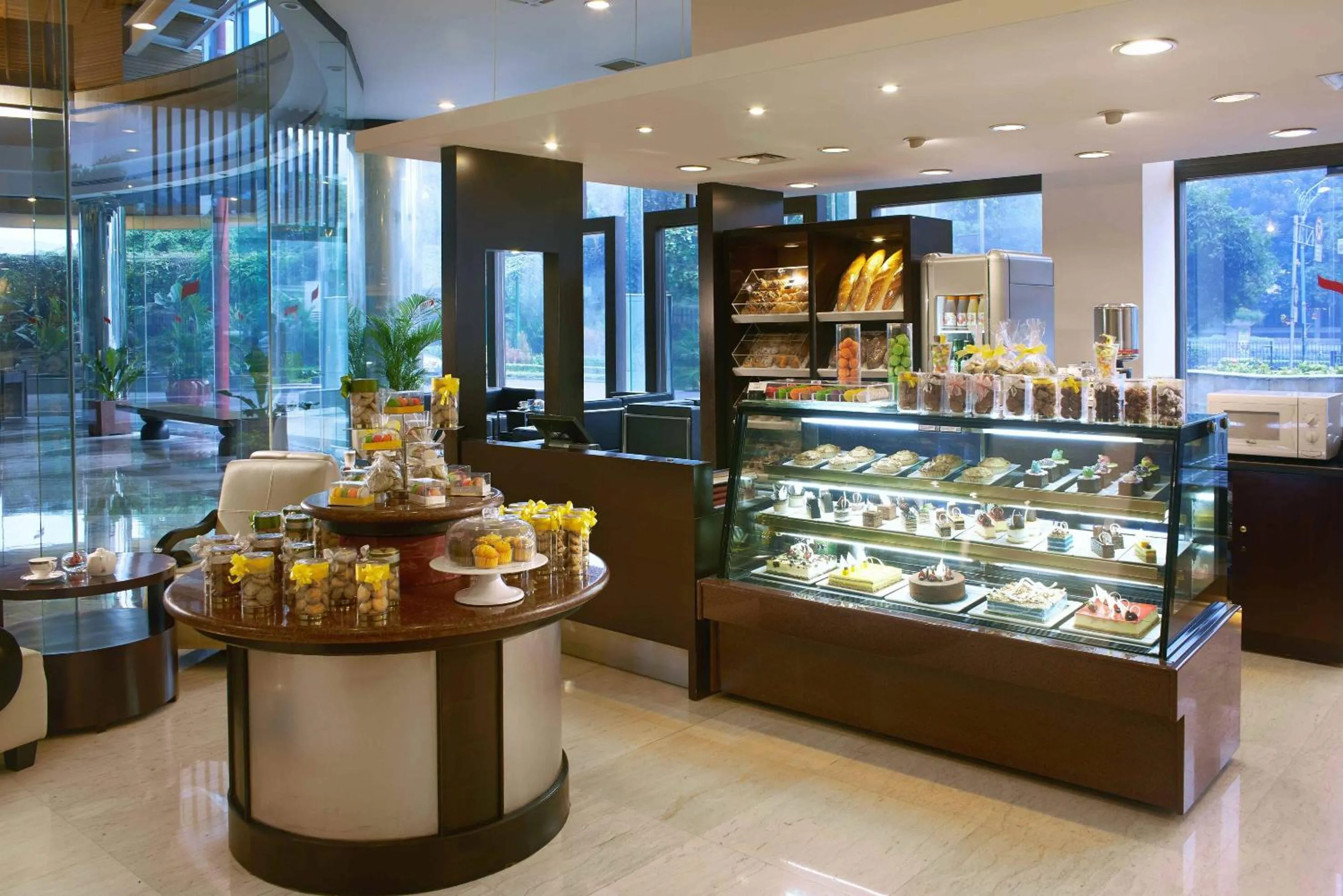 Food and drinks in Gran Melia Jakarta