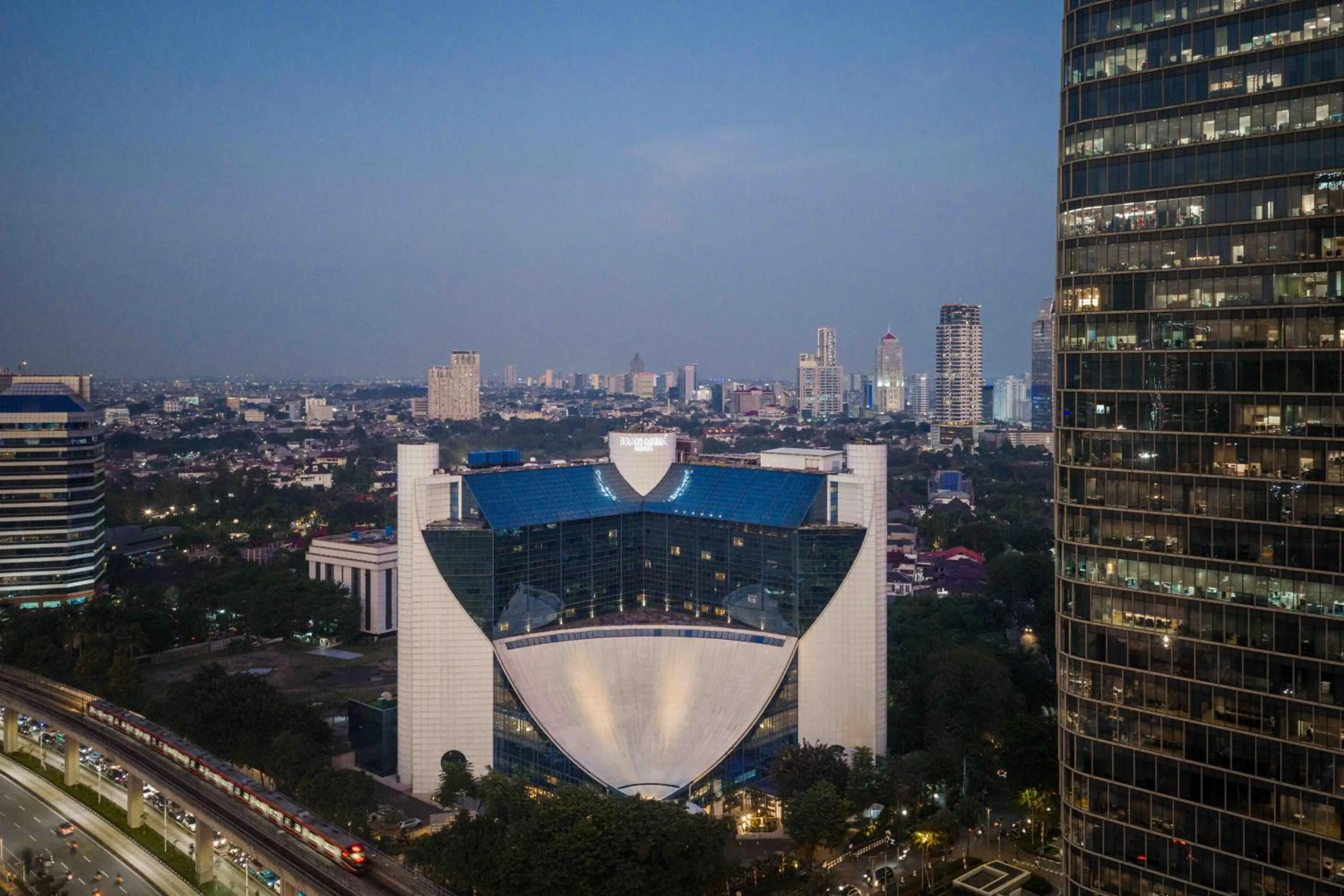 Property building in Gran Melia Jakarta