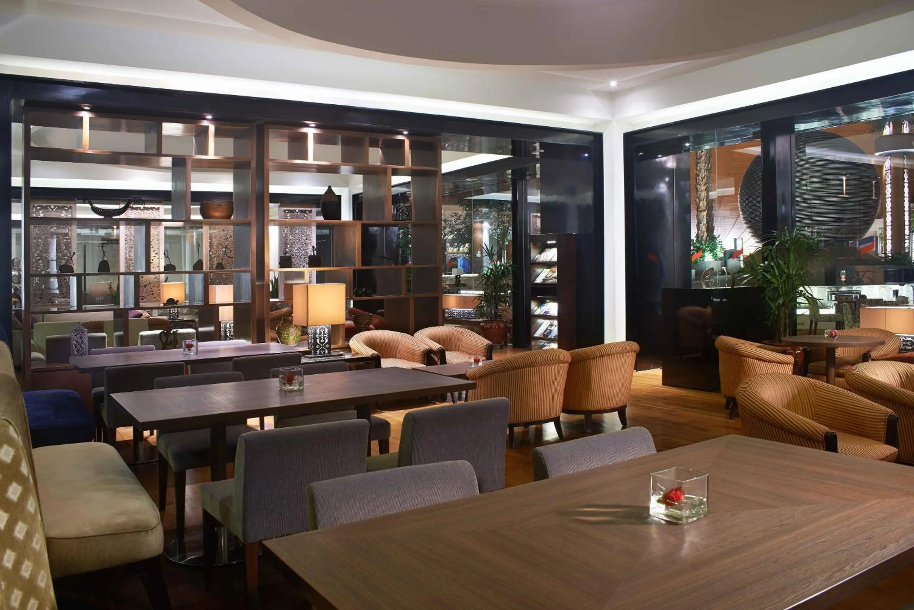 Restaurant/places to eat in Gran Melia Jakarta