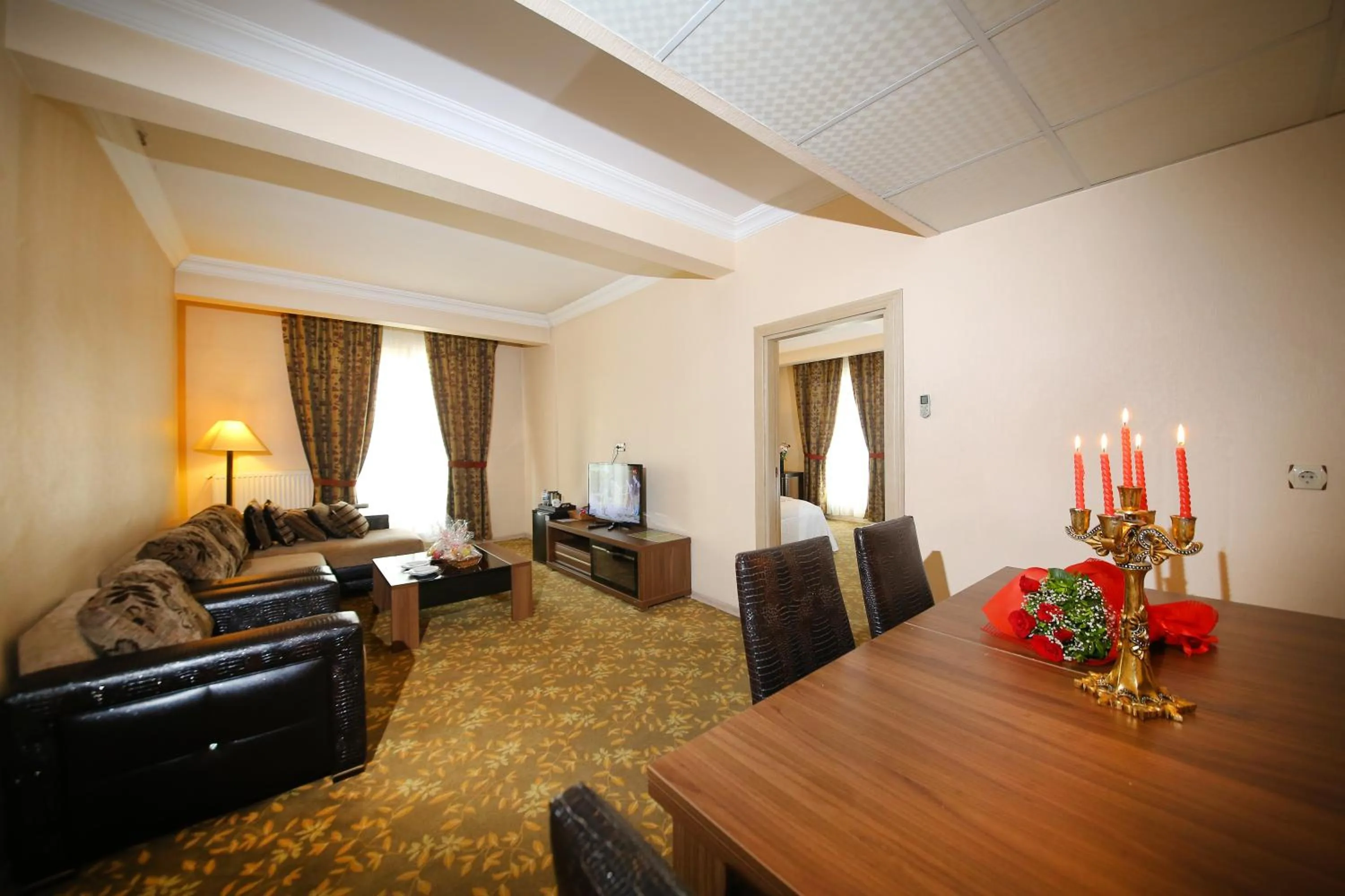 Day in My House Otel