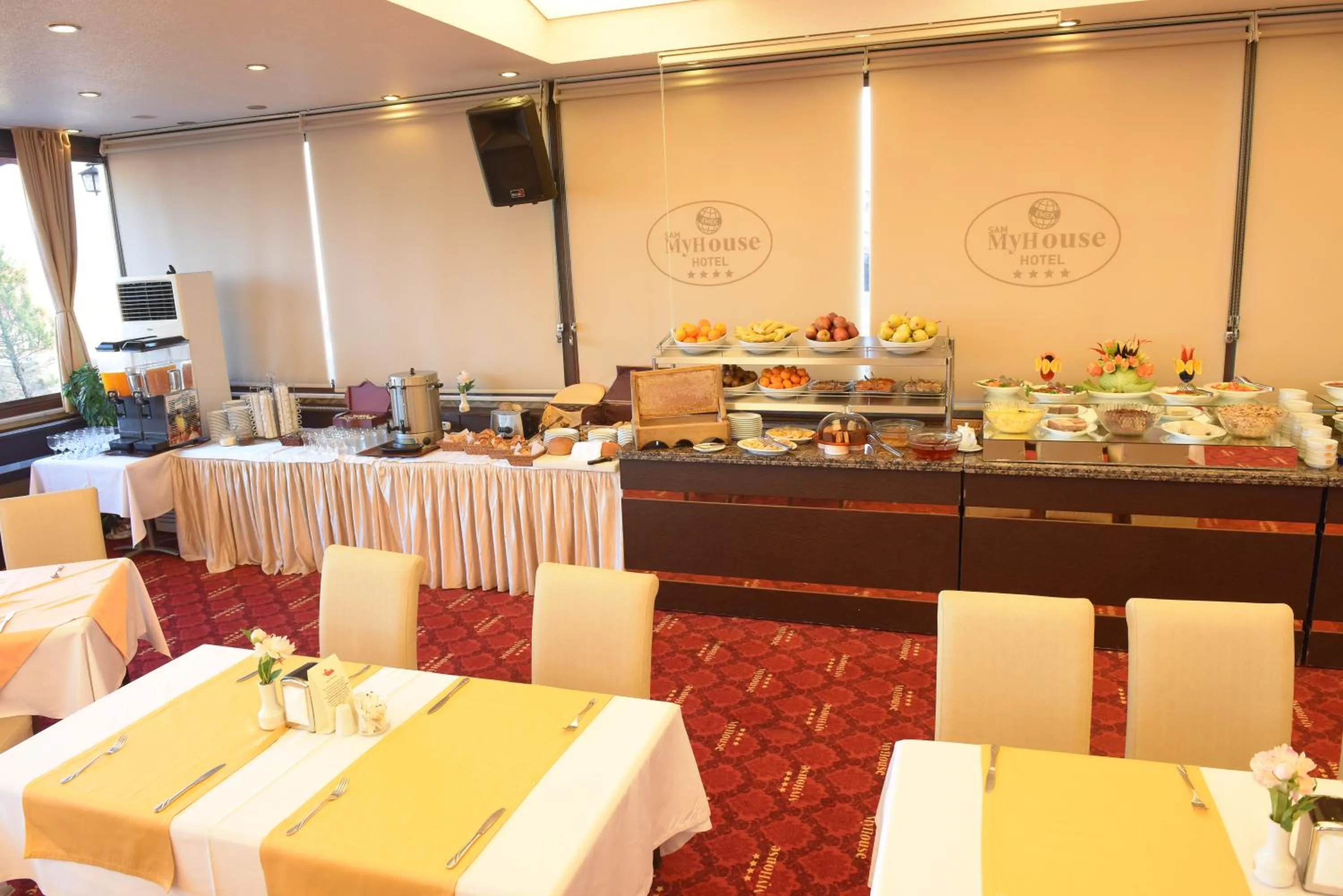 Buffet breakfast in My House Otel