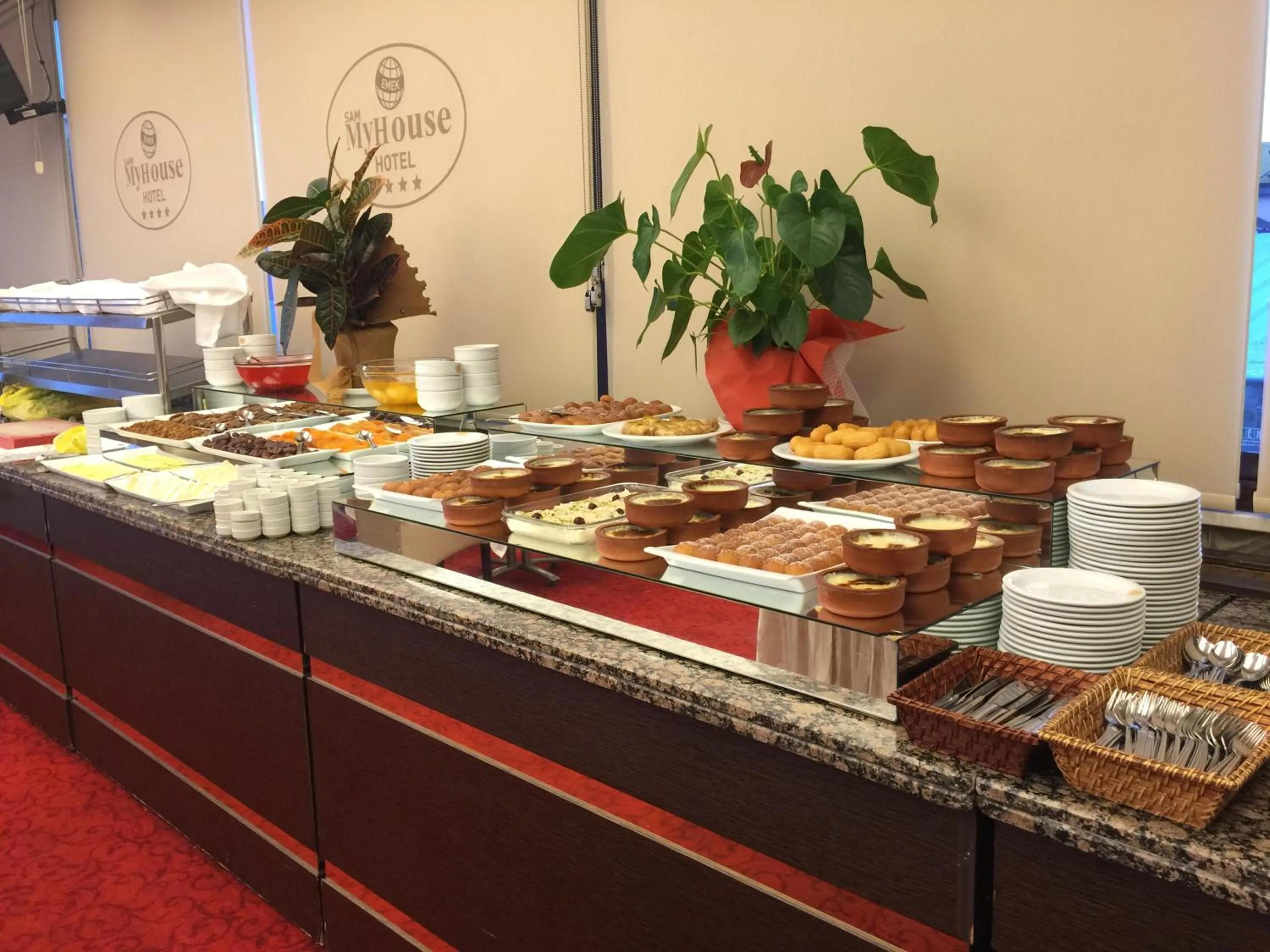 Food in My House Otel