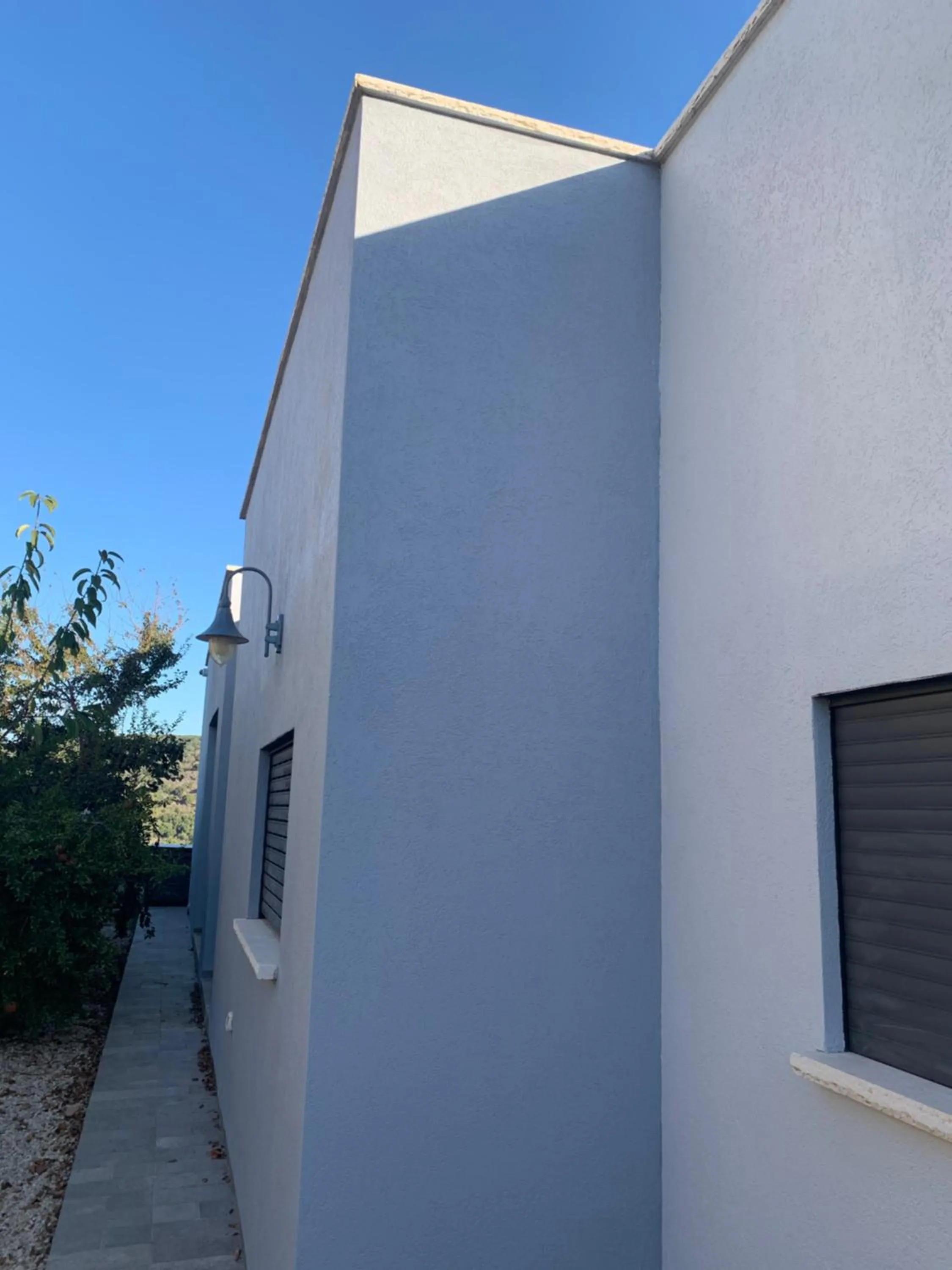 Property building in Habait ba Shomera