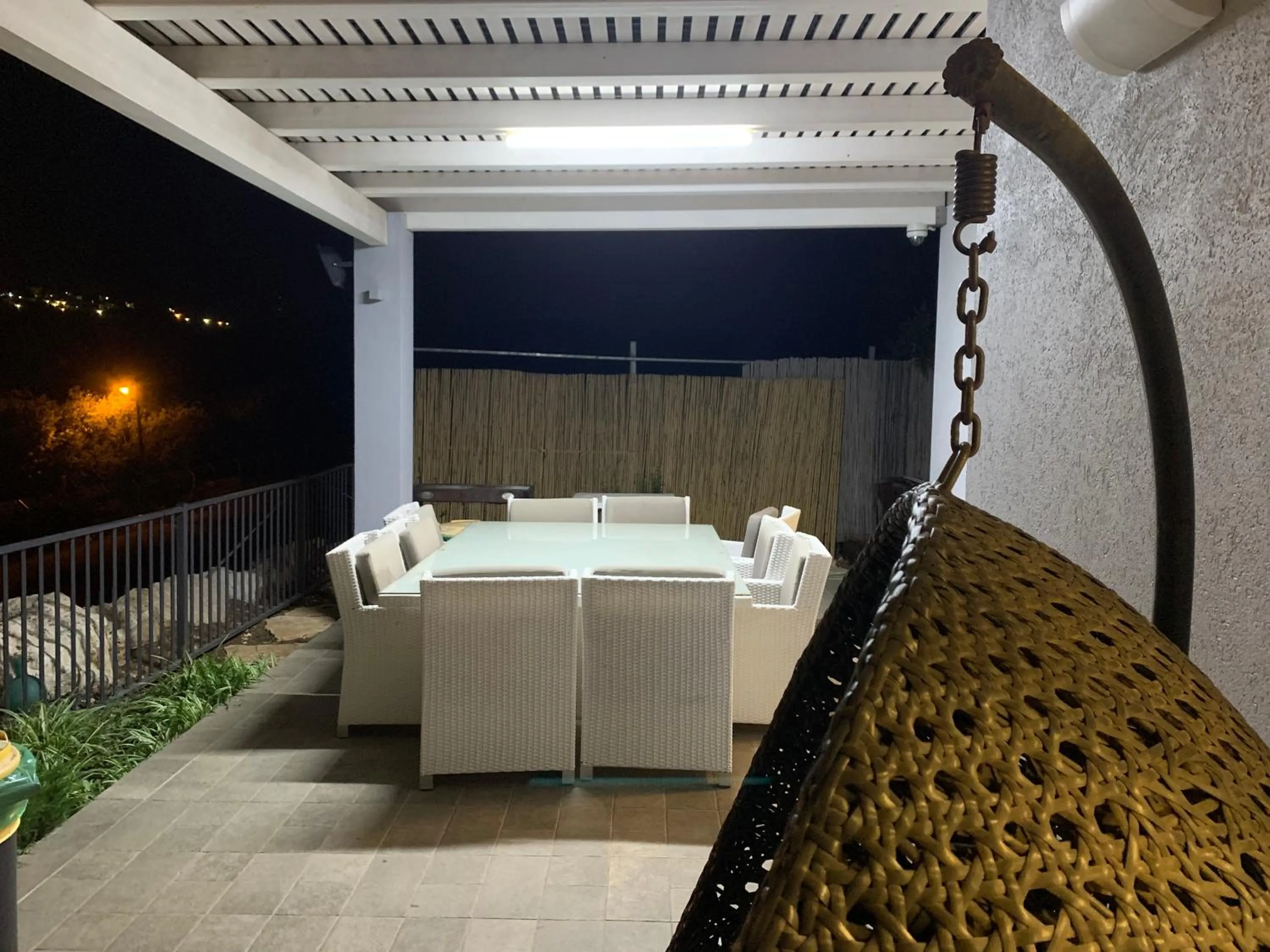 Patio in Habait ba Shomera