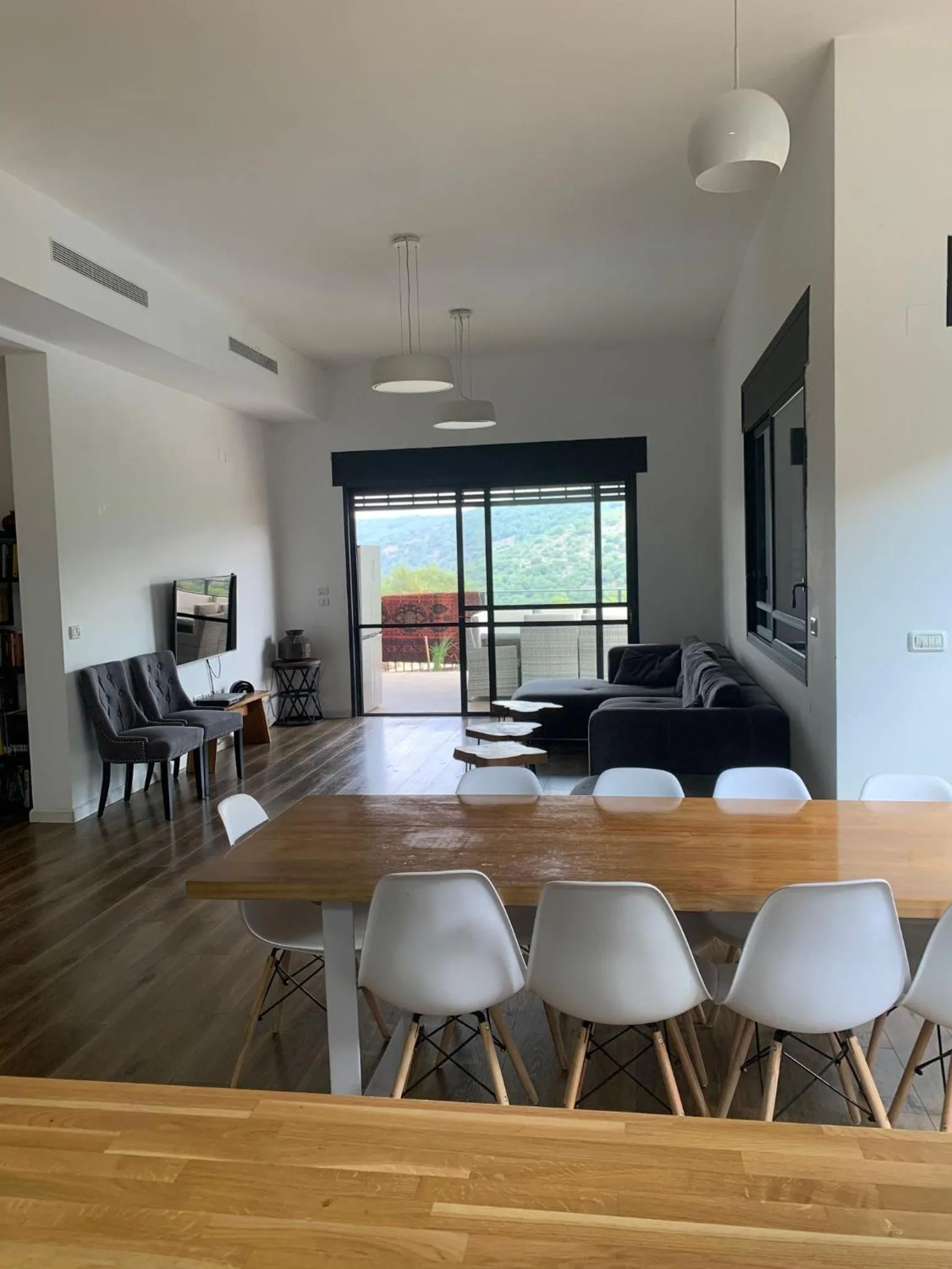Dining area in Habait ba Shomera
