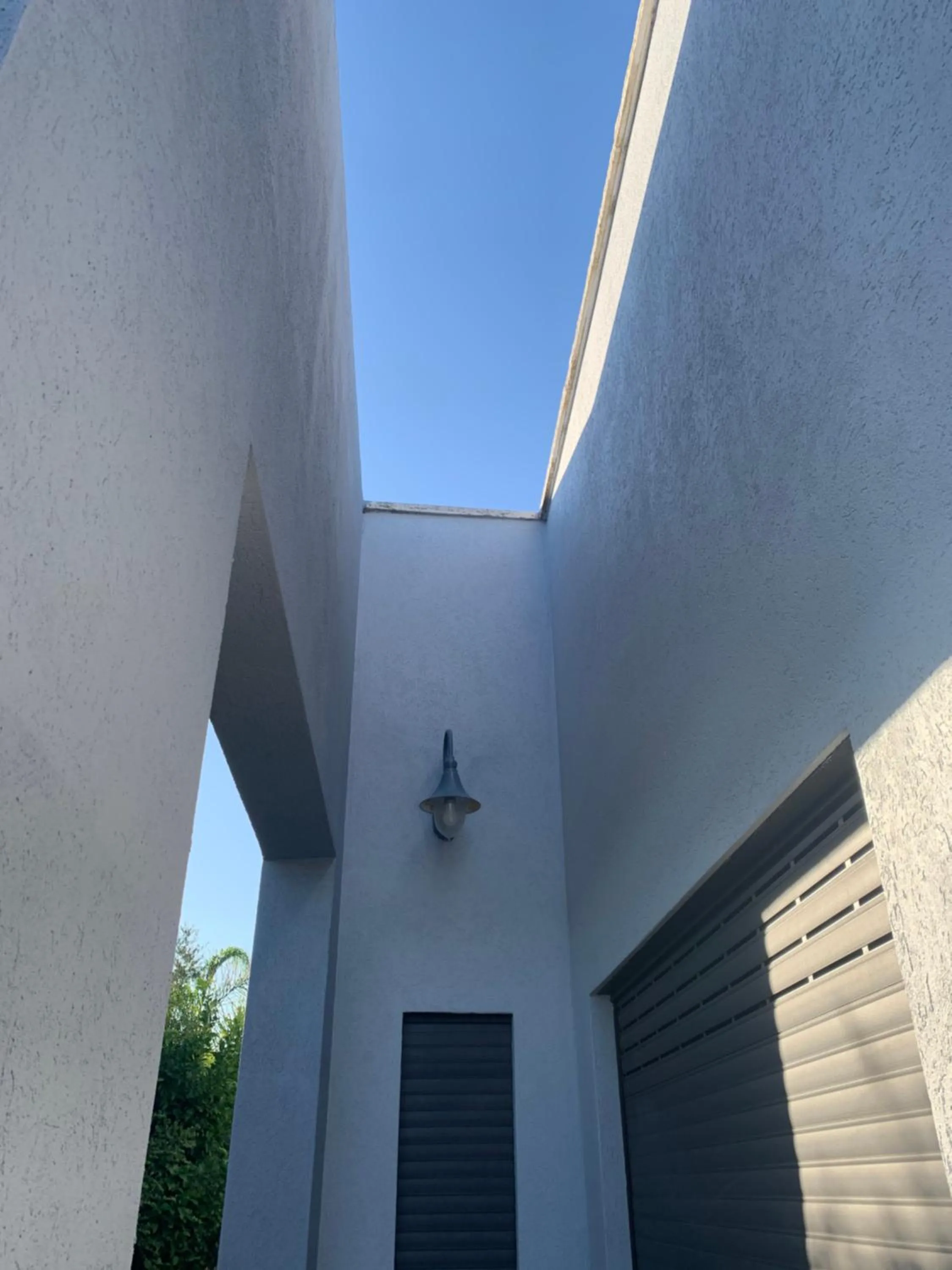 Property building in Habait ba Shomera