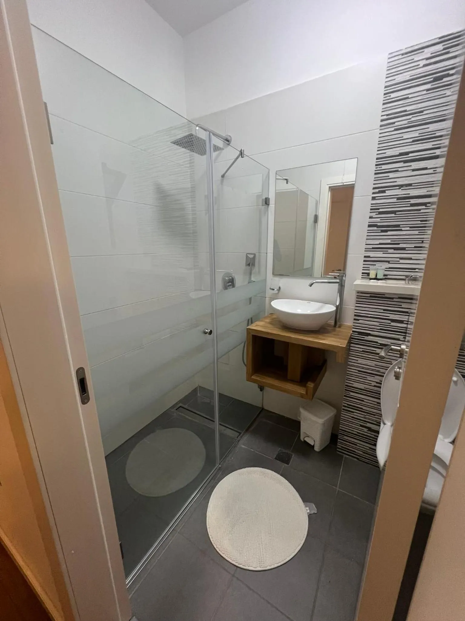 Toilet in Habait ba Shomera