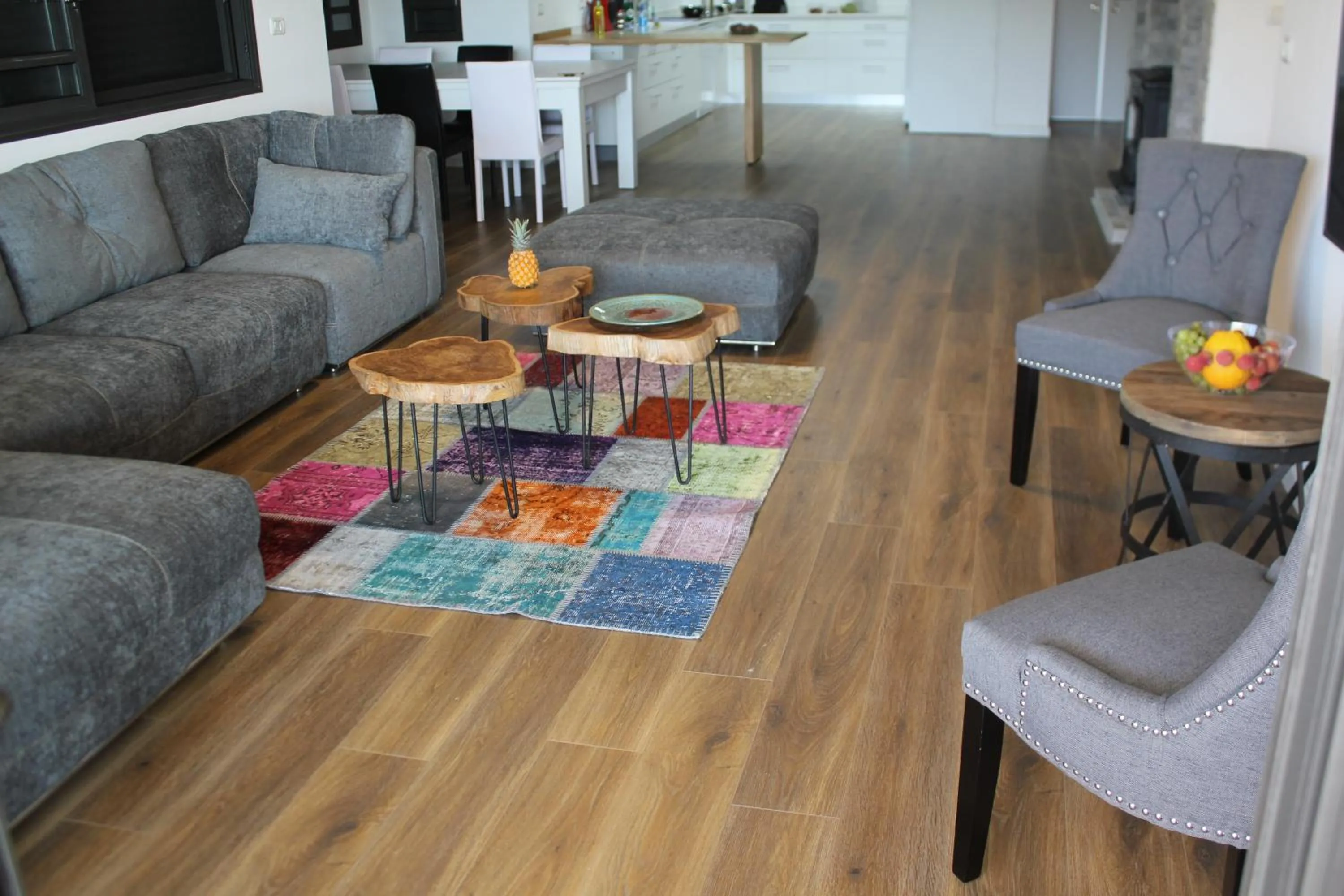 Living room in Habait ba Shomera