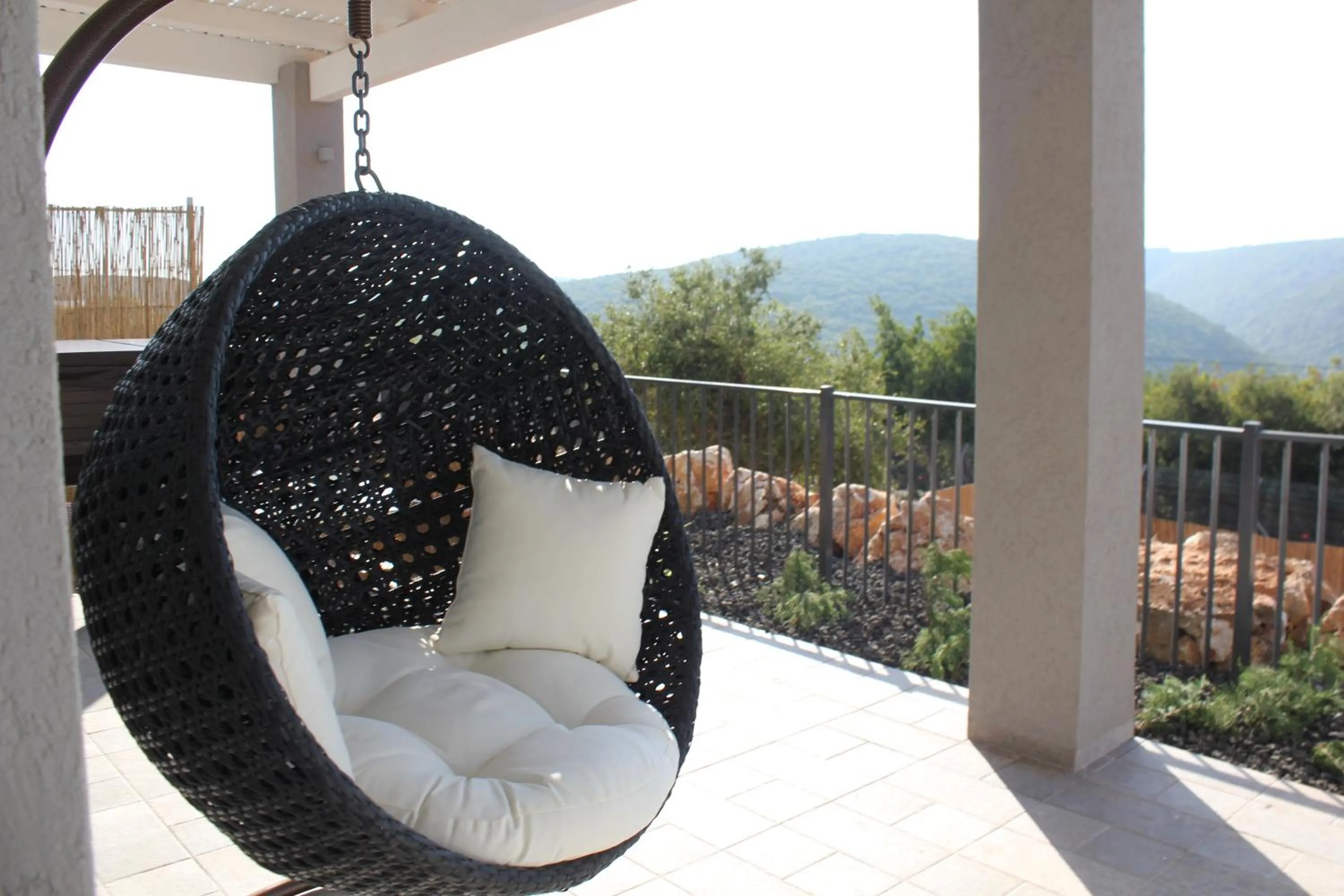 Patio in Habait ba Shomera