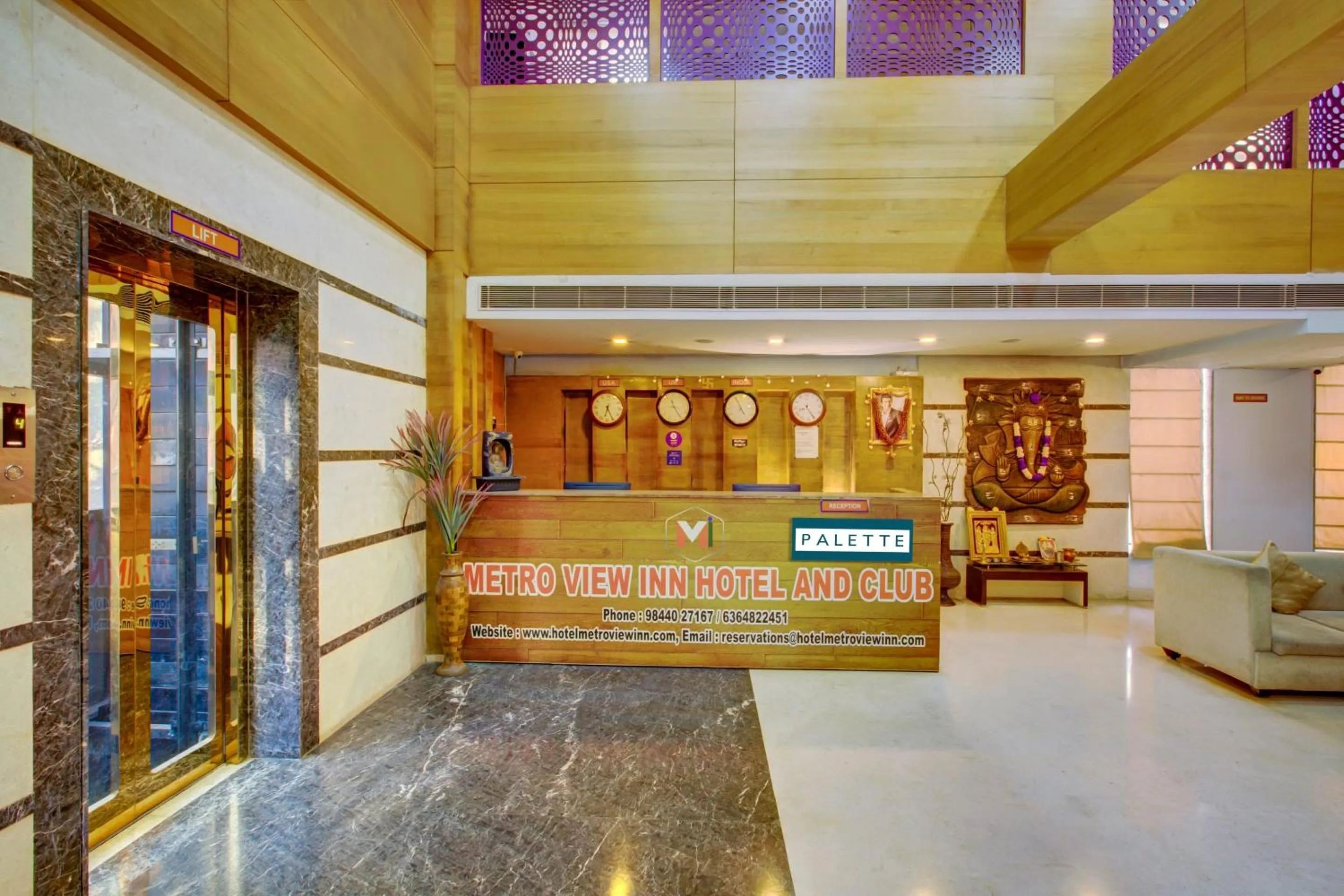 Lobby or reception in Townhouse Oak JVH Hotel Bangalore