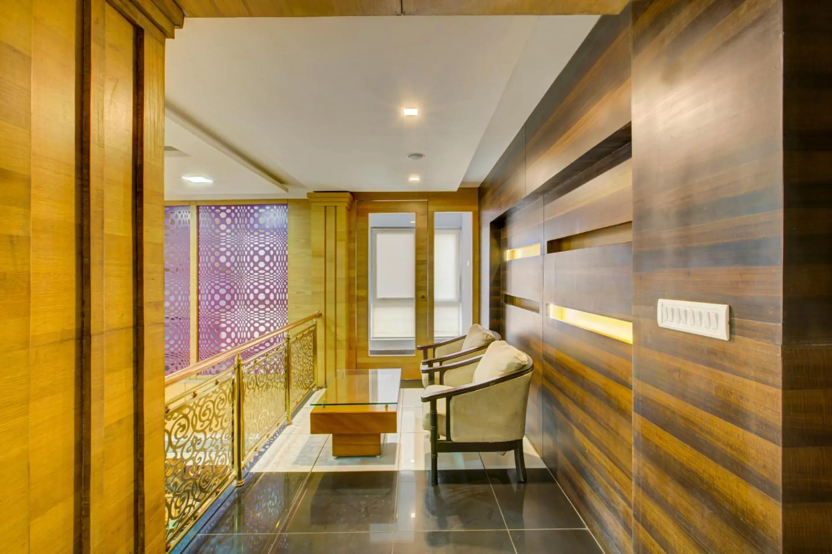 Lobby or reception in Townhouse Oak JVH Hotel Bangalore Lobby or reception in Townhouse Oak JVH Hotel Bangalore