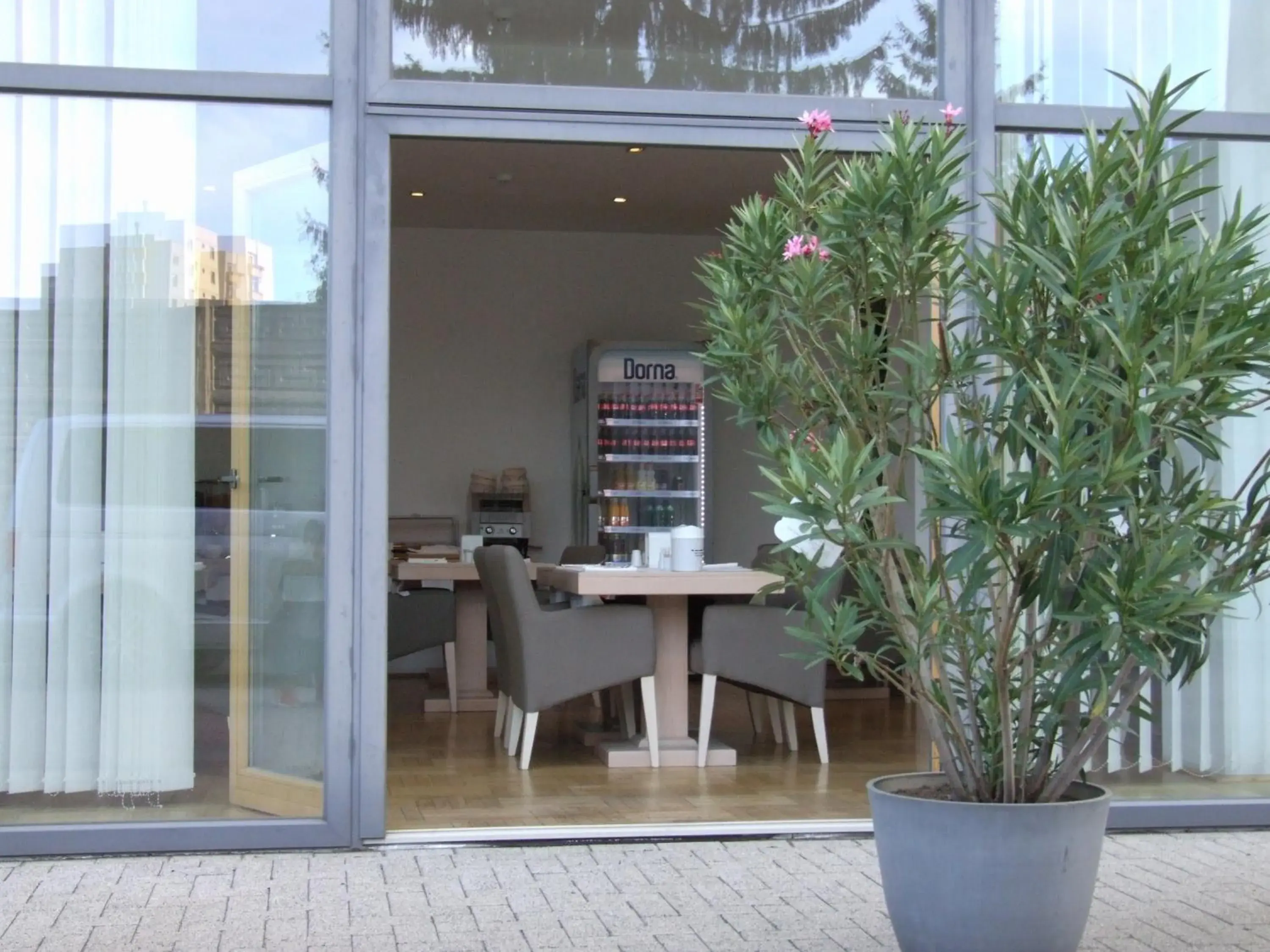 Restaurant/places to eat in Hotel Satu Mare City Restaurant/places to eat in Hotel Satu Mare City