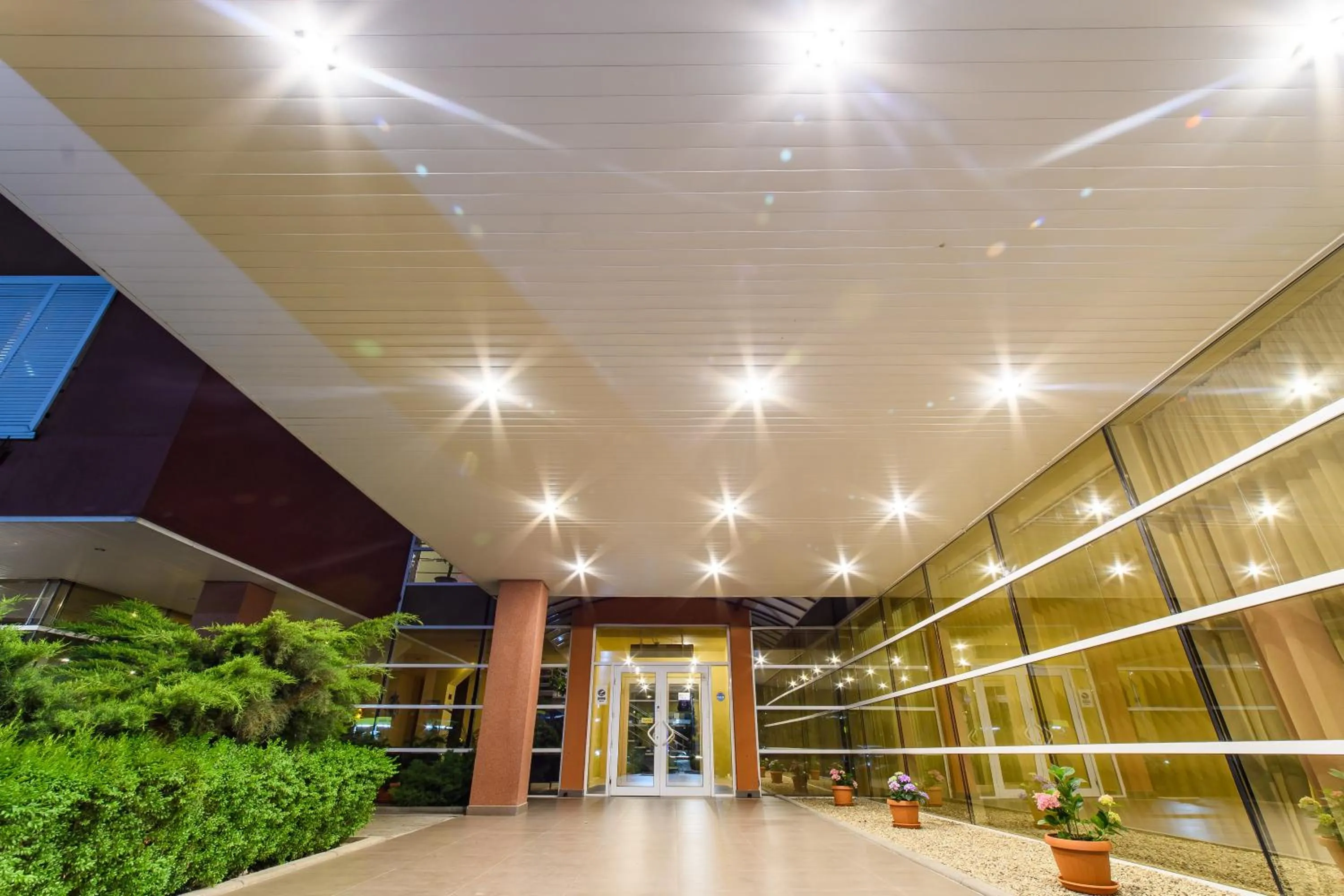 Facade/entrance in Hotel Torontal