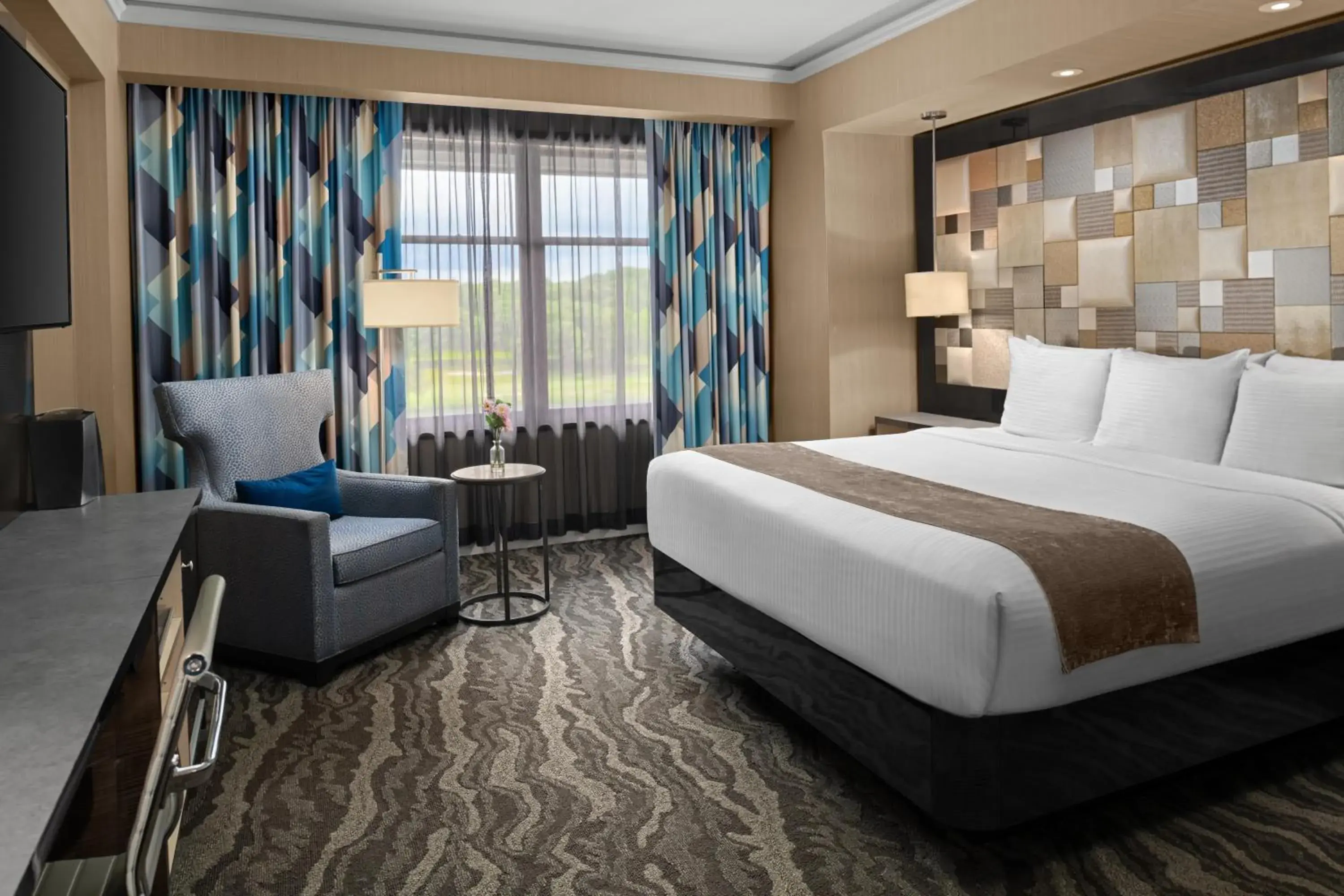 Bed in Mount Airy Casino Resort - Adults Only 21 Plus Bed in Mount Airy Casino Resort - Adults Only 21 Plus