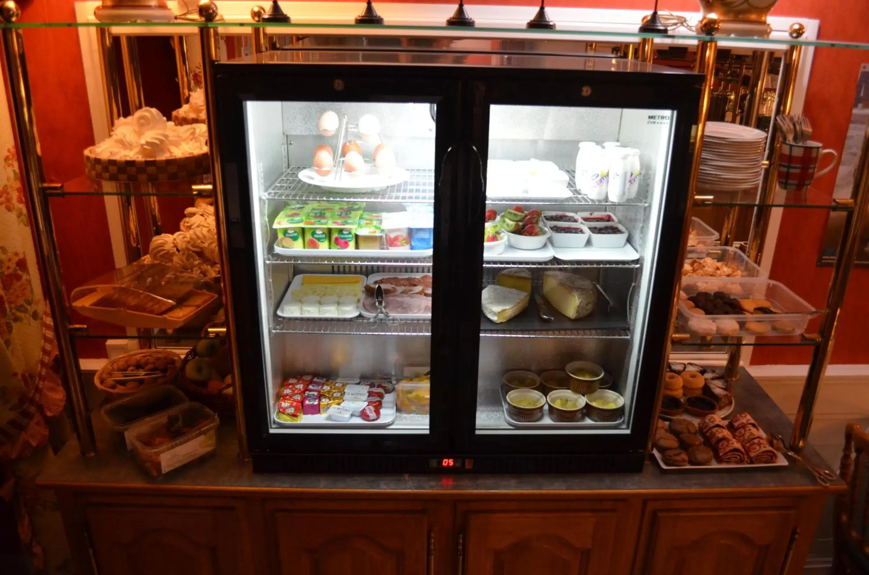 Food in Hotel Central Anzac Food in Hotel Central Anzac