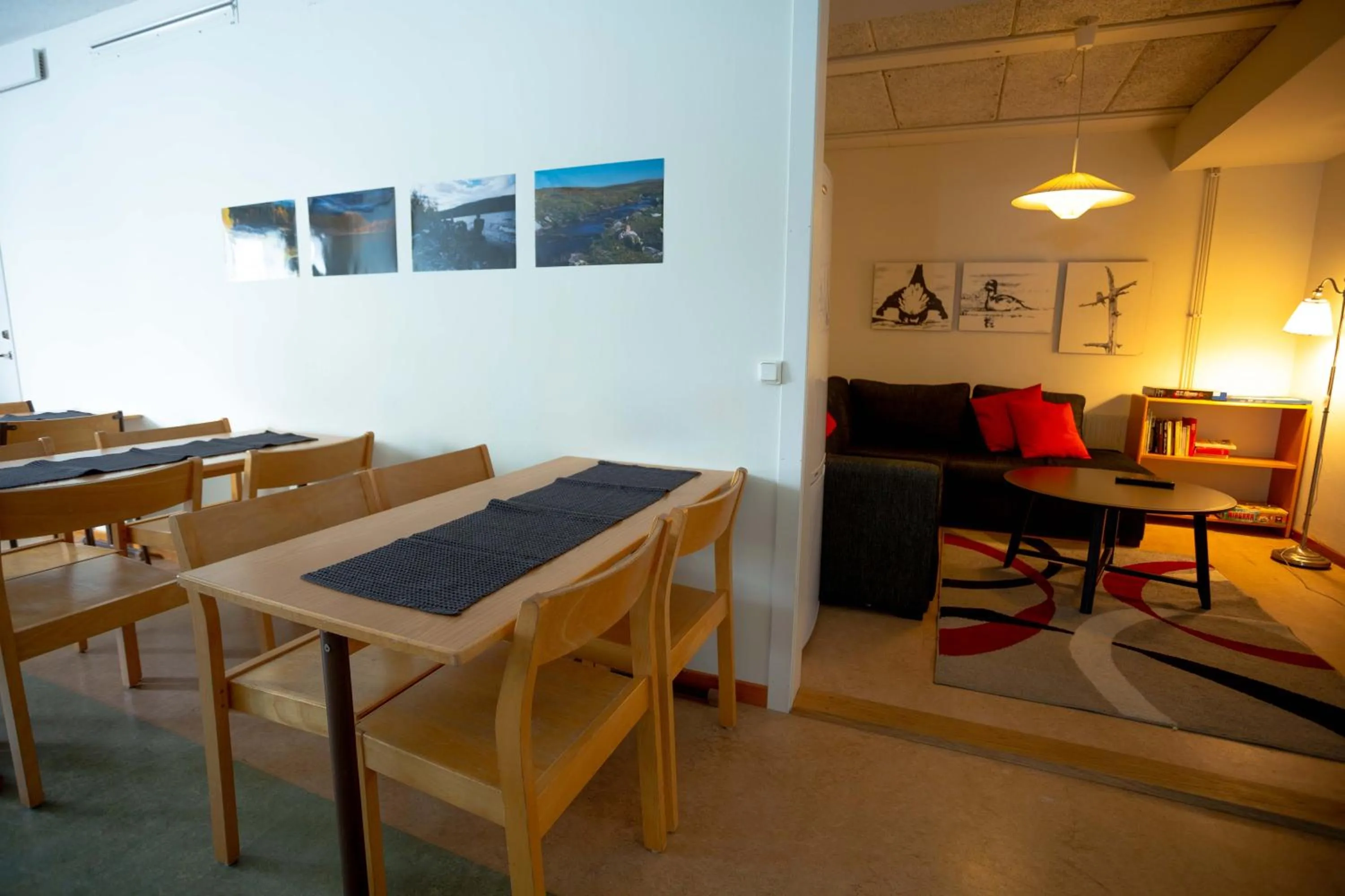 Communal lounge/ TV room in Ammarnäs Wärdshus