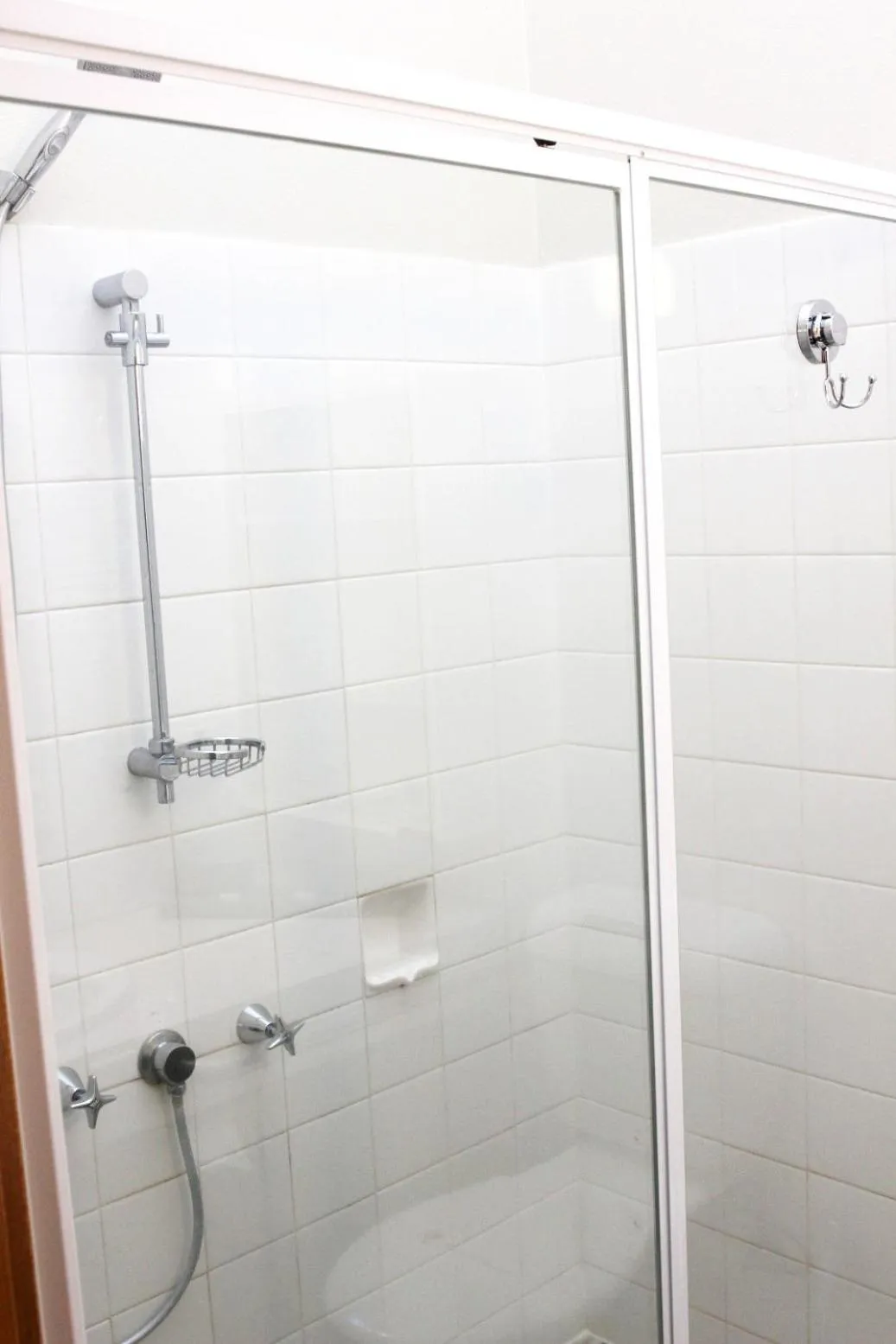 Bathroom in Henry's Quirindi