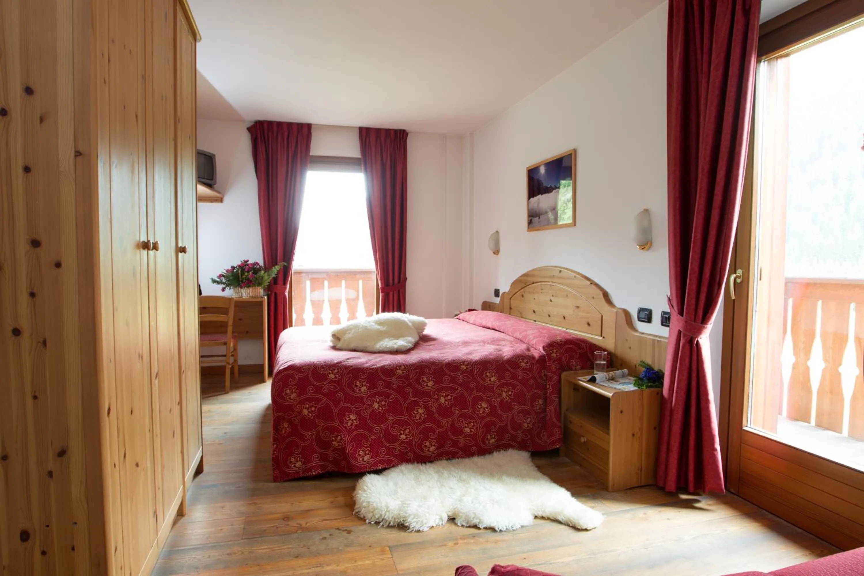 Restaurant/places to eat, Bed in Hotel Cevedale