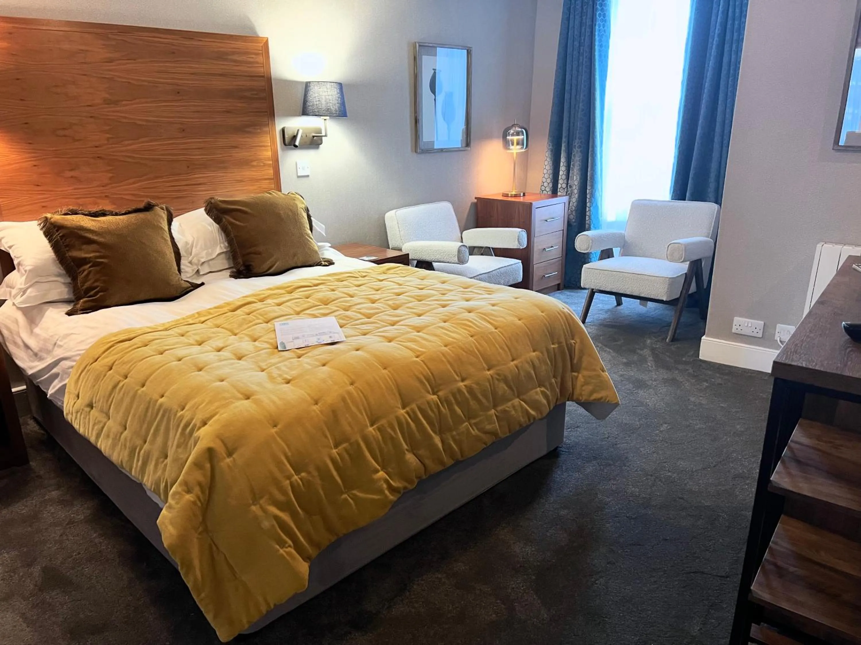 Bed in Selkirk Arms Hotel