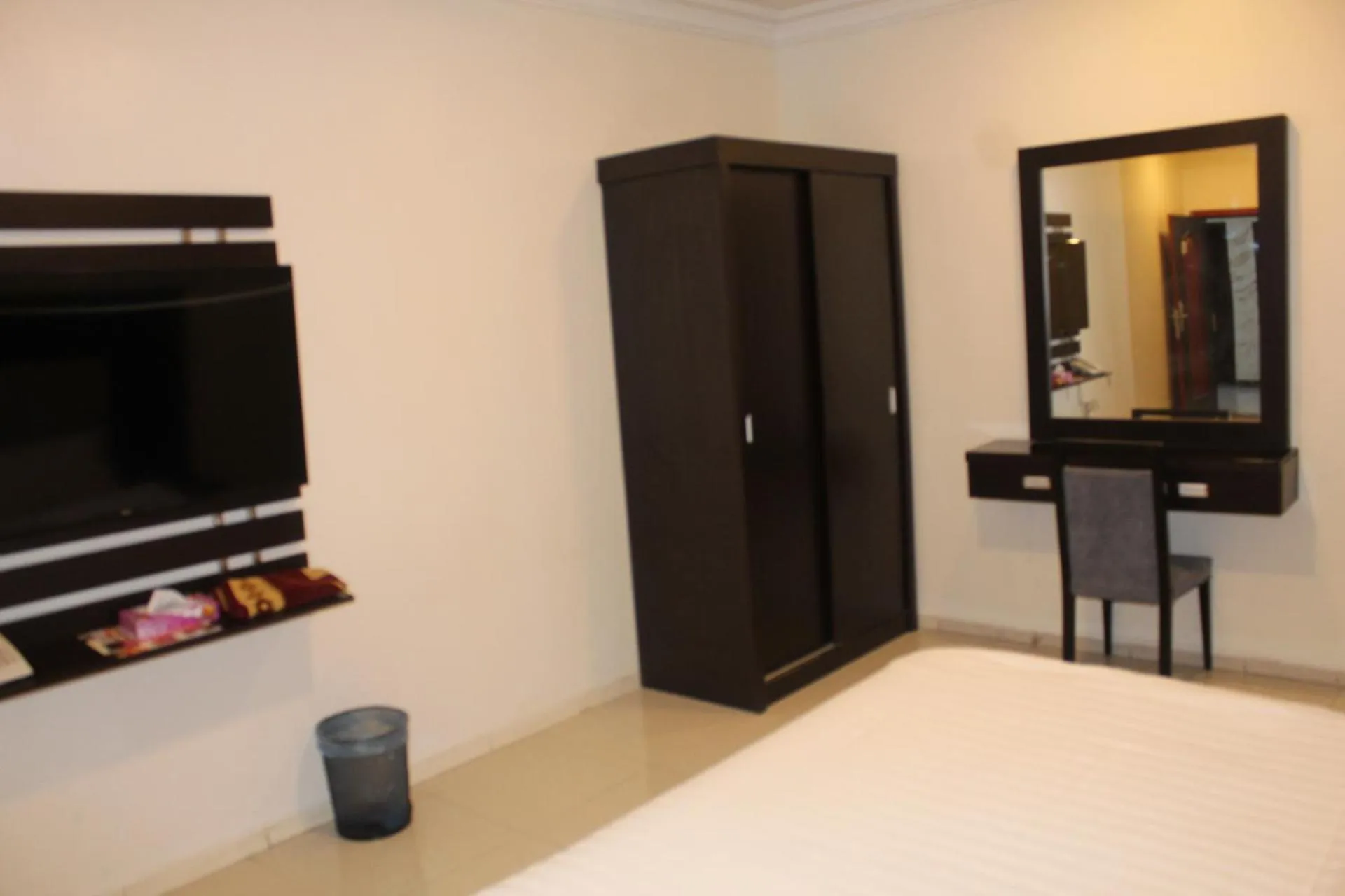 Al Massah Al Khalijiyah Furnished Units