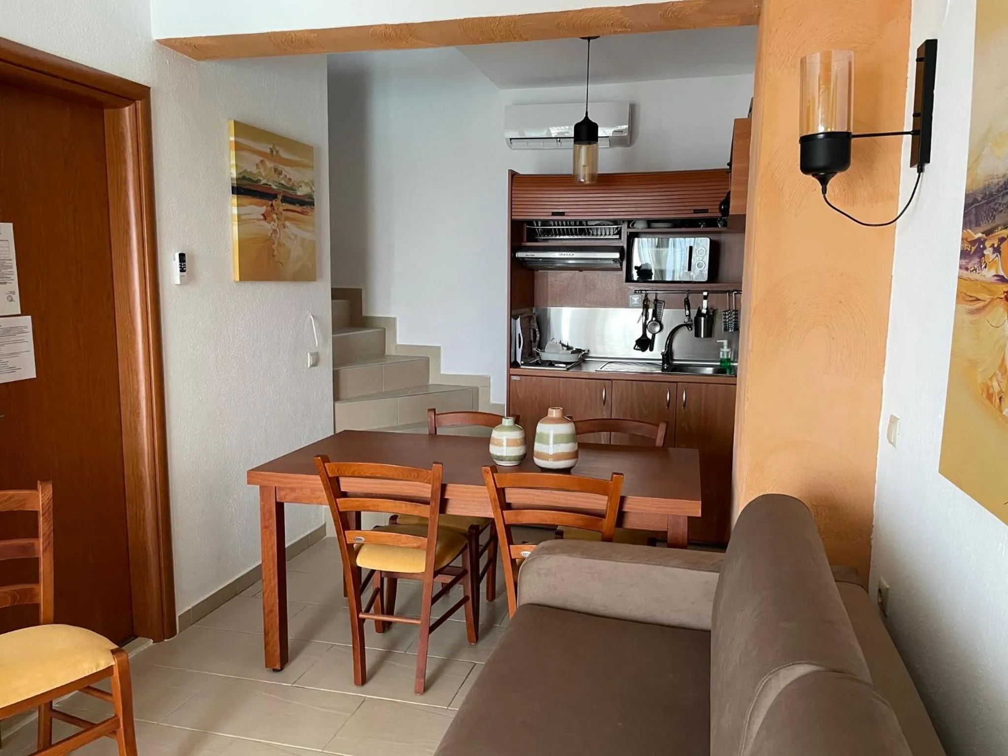 Dining area in Koumaros Aparthotel
