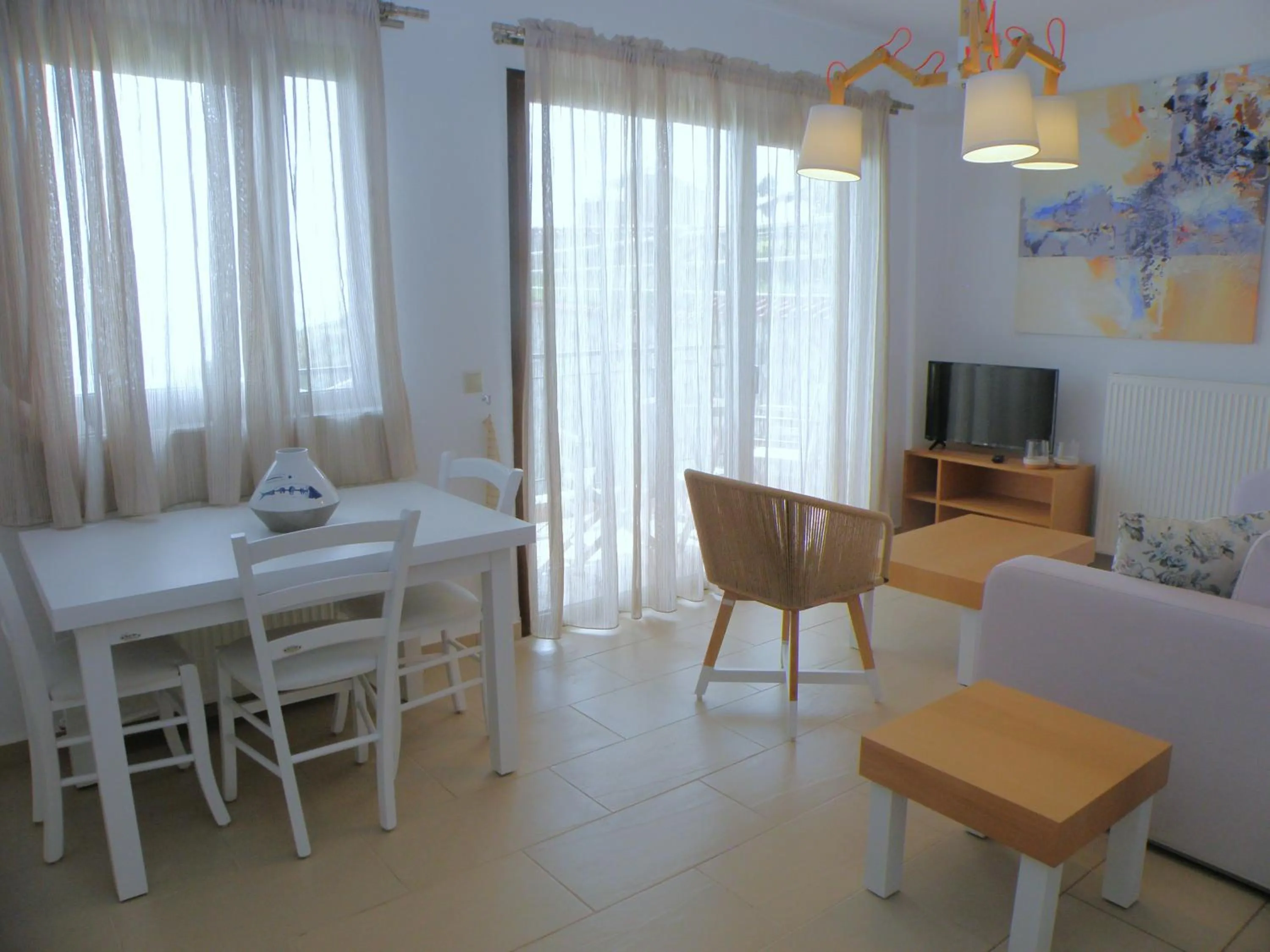 TV and multimedia in Koumaros Aparthotel
