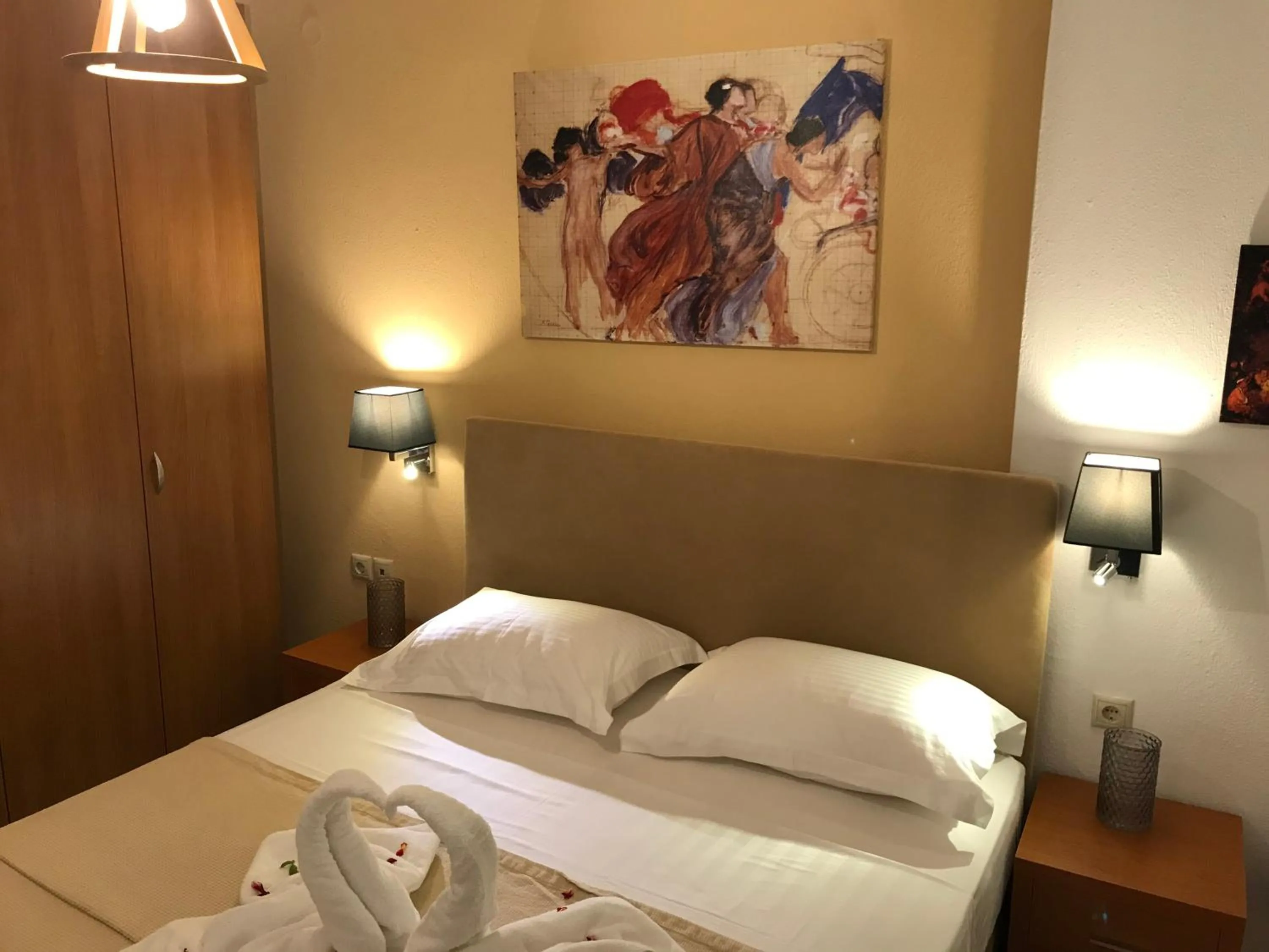 Bedroom, Bed in Koumaros Aparthotel