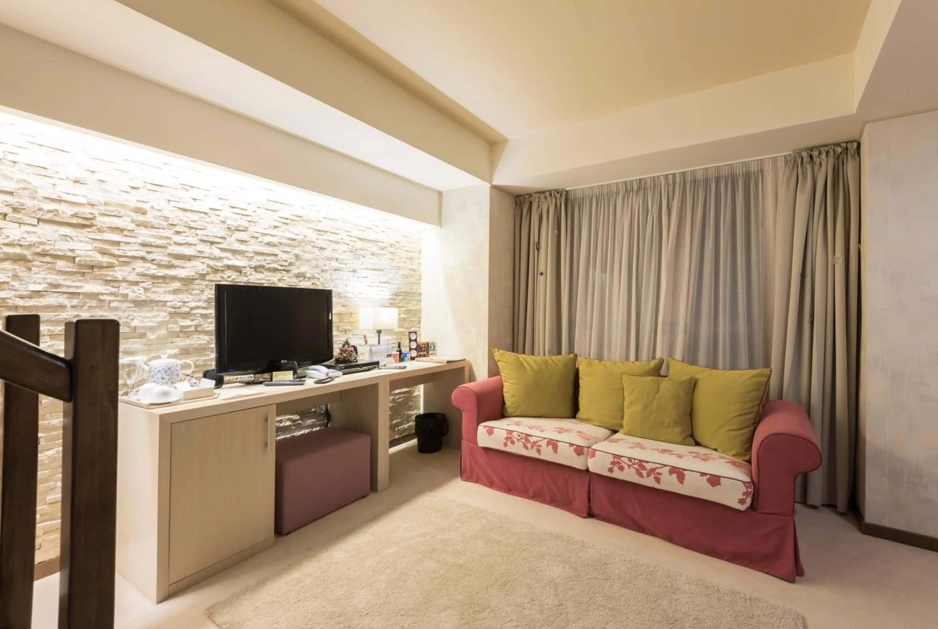 Living room in Ioana Boutique Hotel