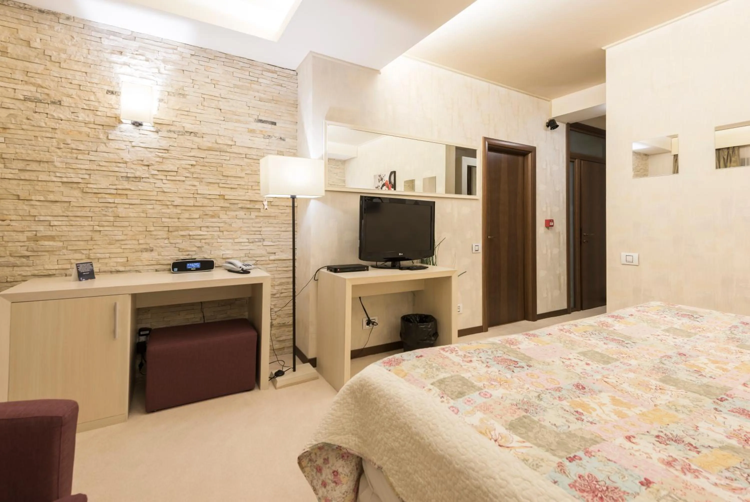 Other, Bed in Ioana Boutique Hotel