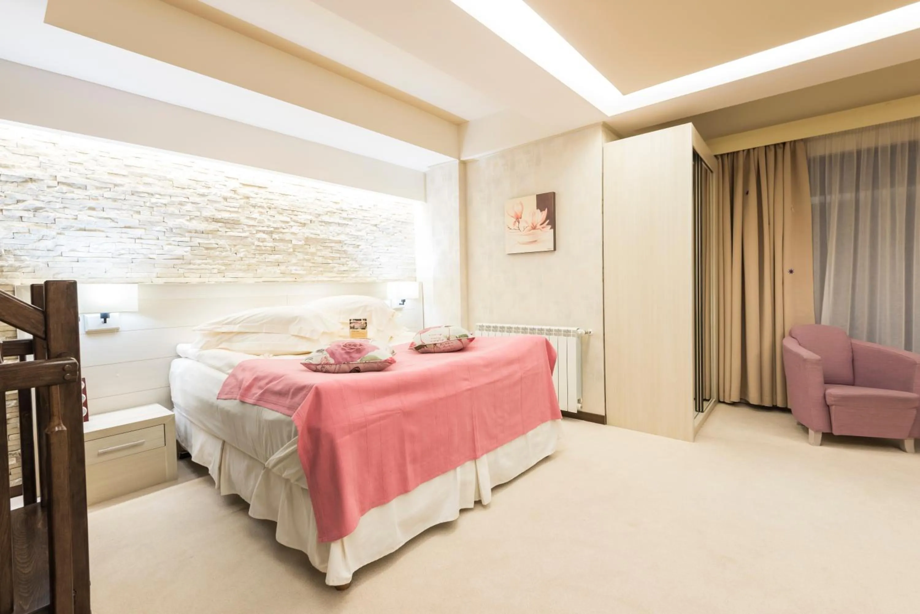 Photo of the whole room, Bed in Ioana Boutique Hotel
