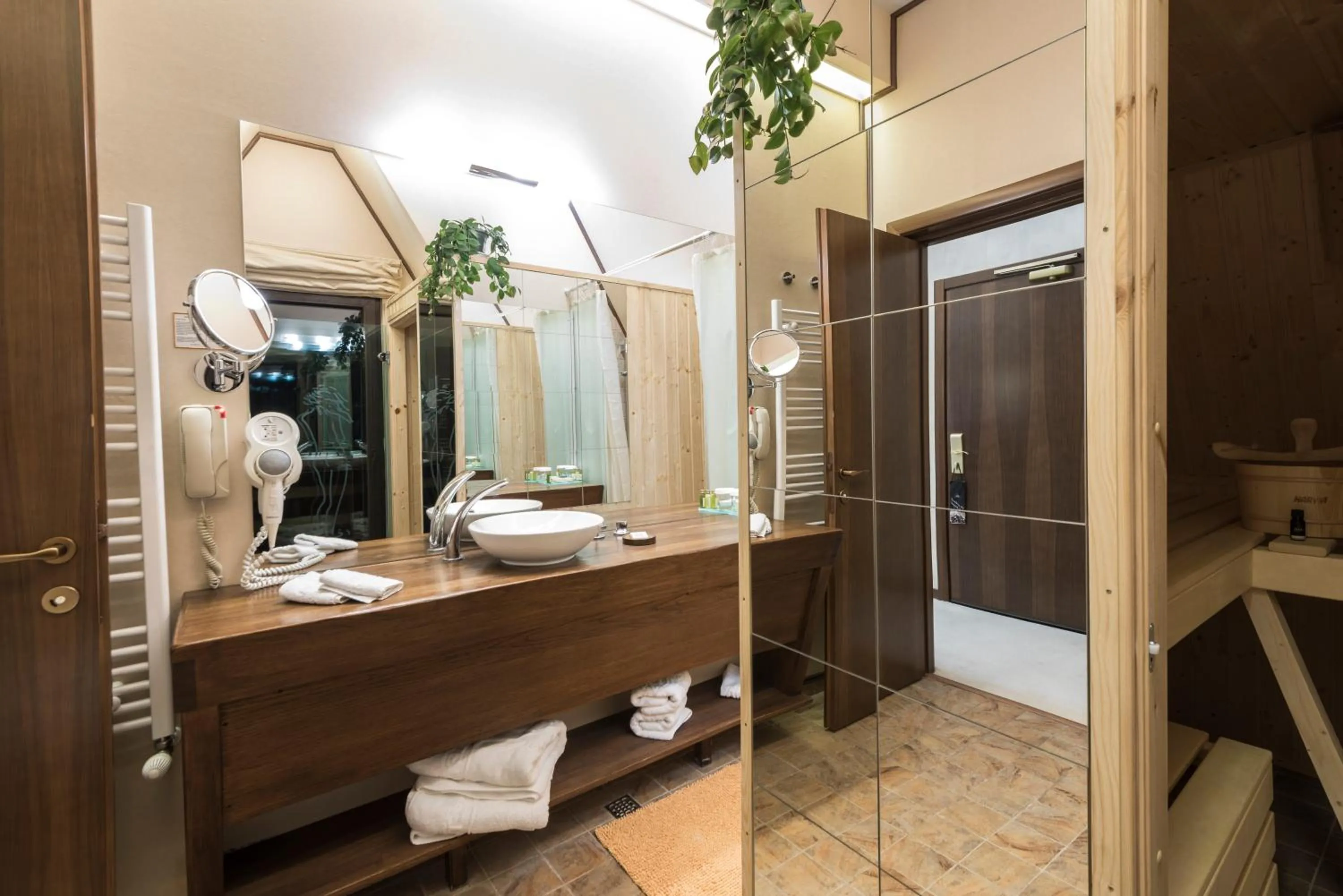 Bathroom in Ioana Boutique Hotel