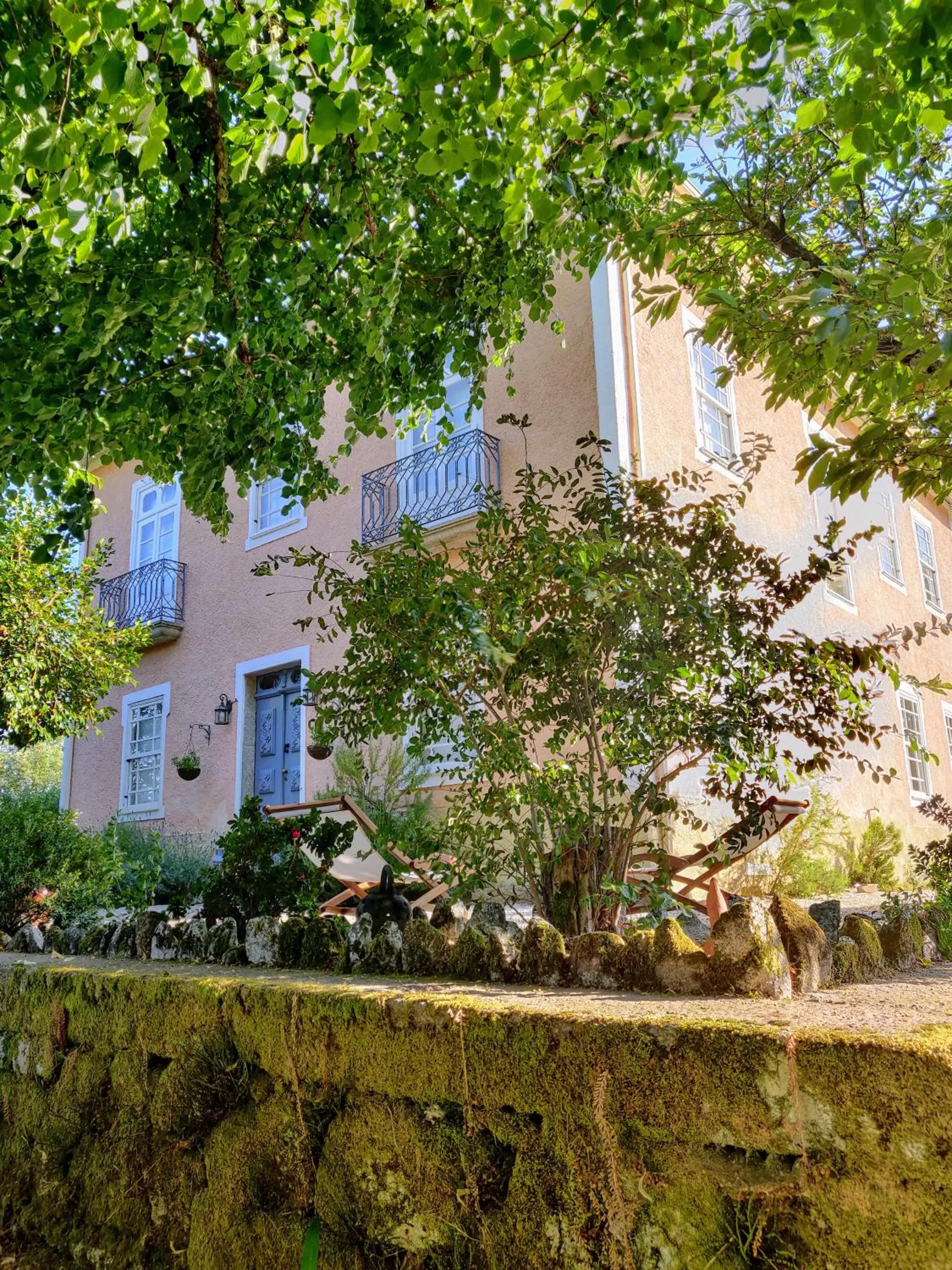 Facade/entrance in Casa do Cabeço