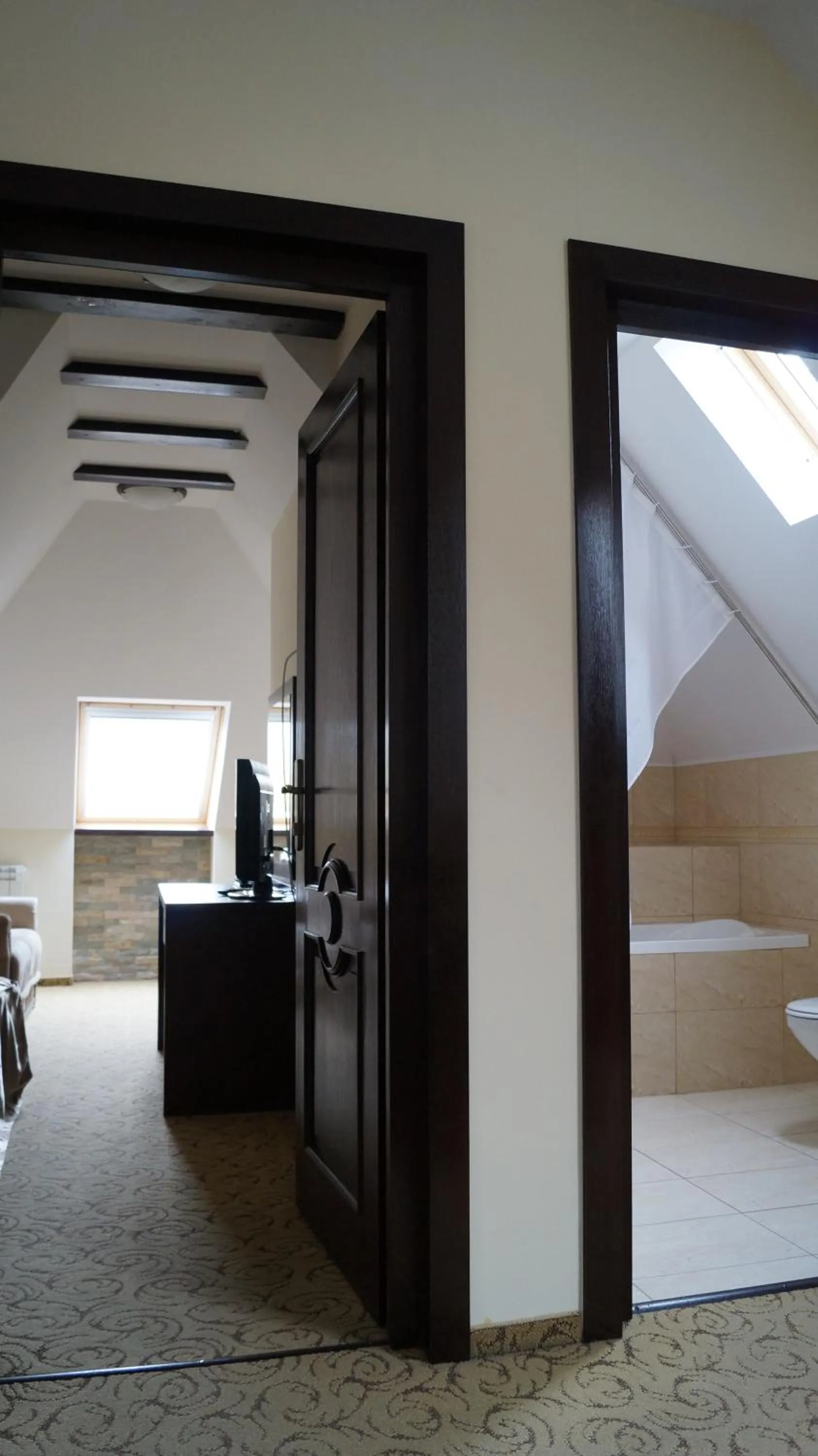 Decorative detail, Bed in Hotel Bucegi