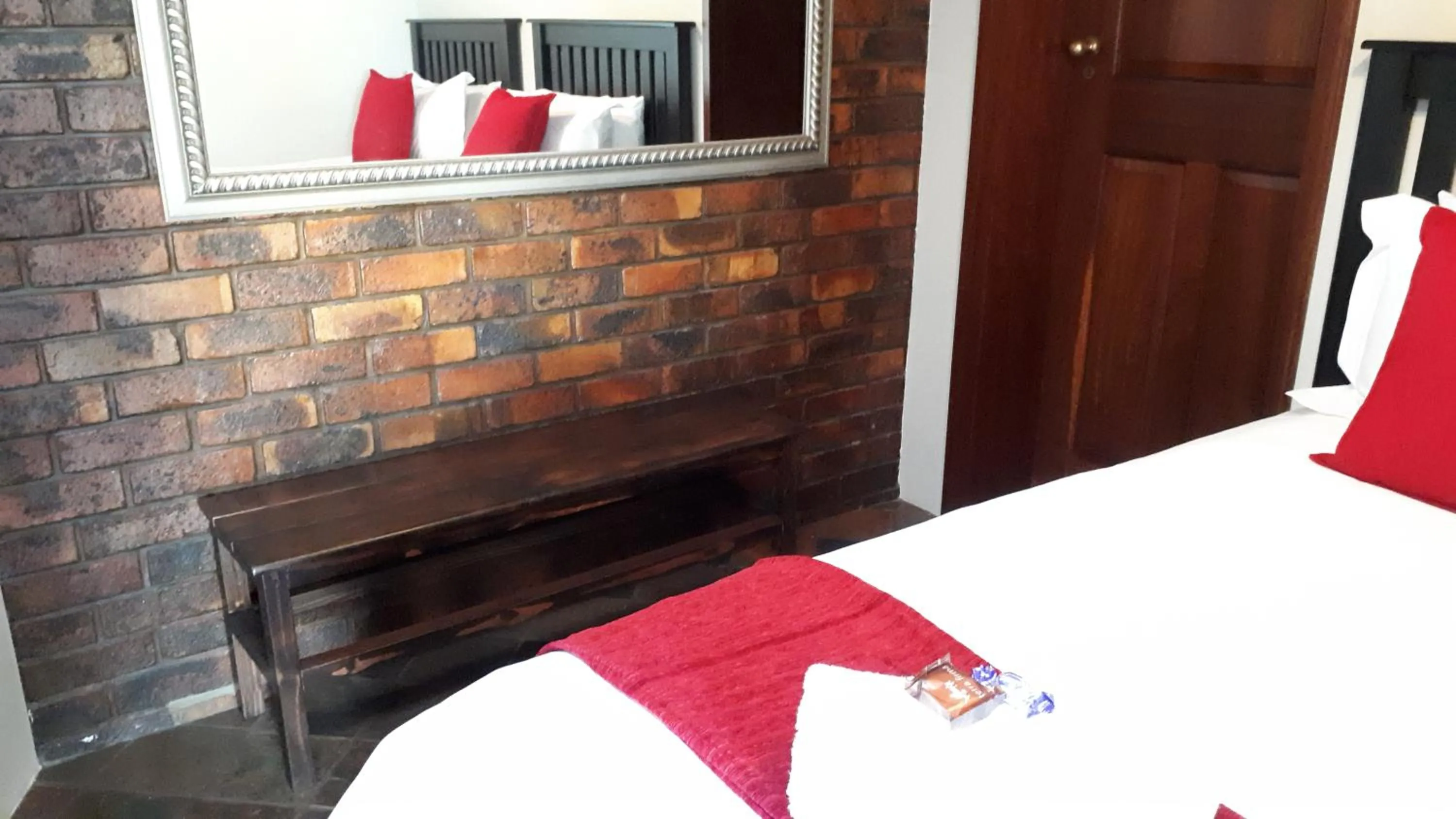 Bed in Blue Sea Guest House