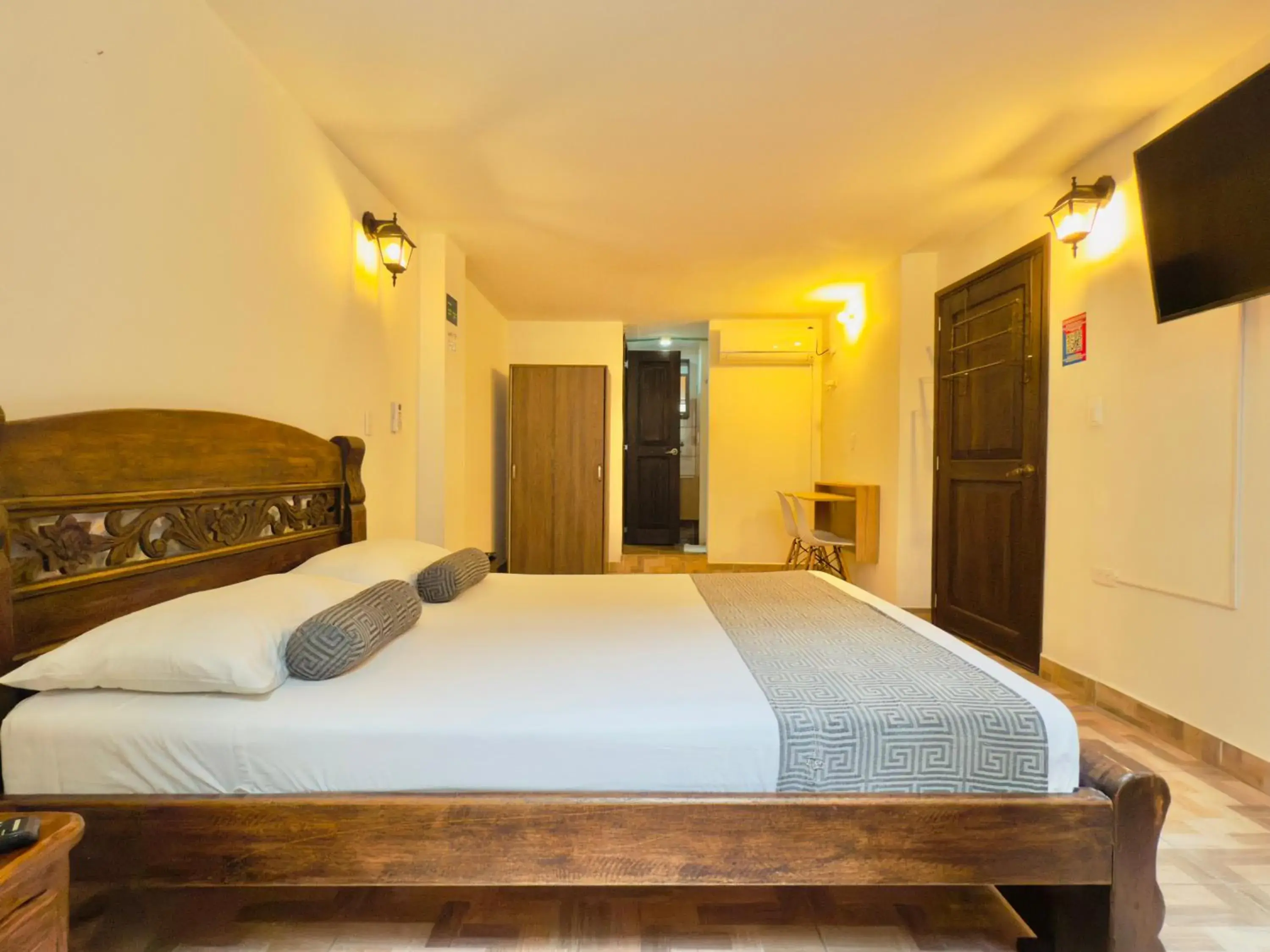 Photo of the whole room, Bed in Santiago DC Hotel Photo of the whole room, Bed in Santiago DC Hotel