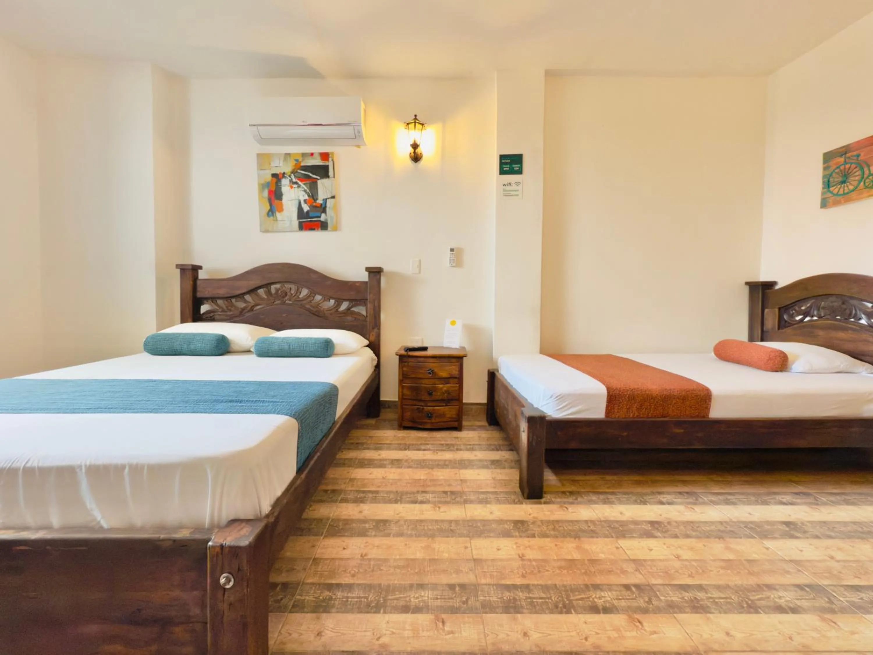 Photo of the whole room, Bed in Santiago DC Hotel