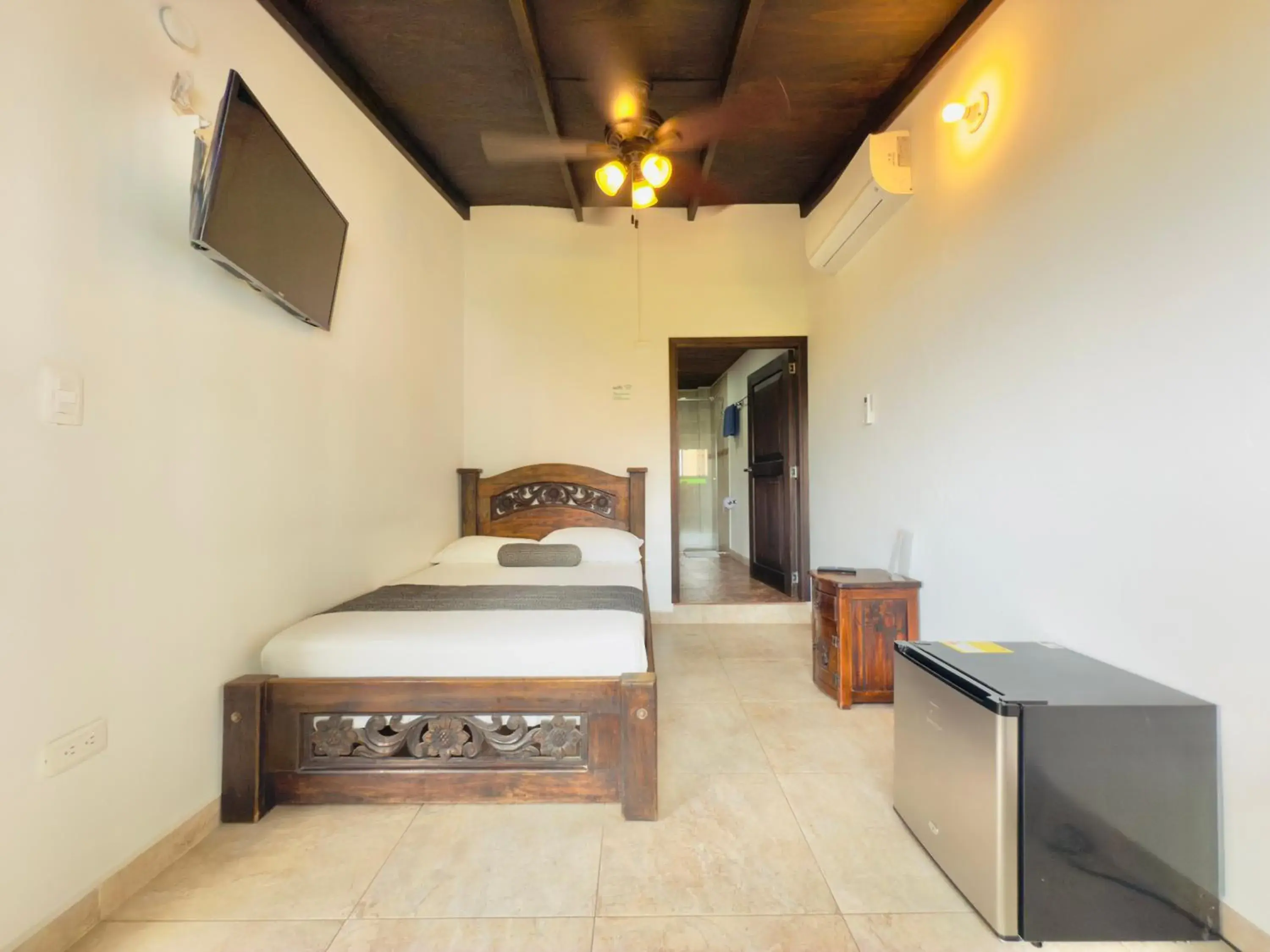 Photo of the whole room, Bed in Santiago DC Hotel Photo of the whole room, Bed in Santiago DC Hotel