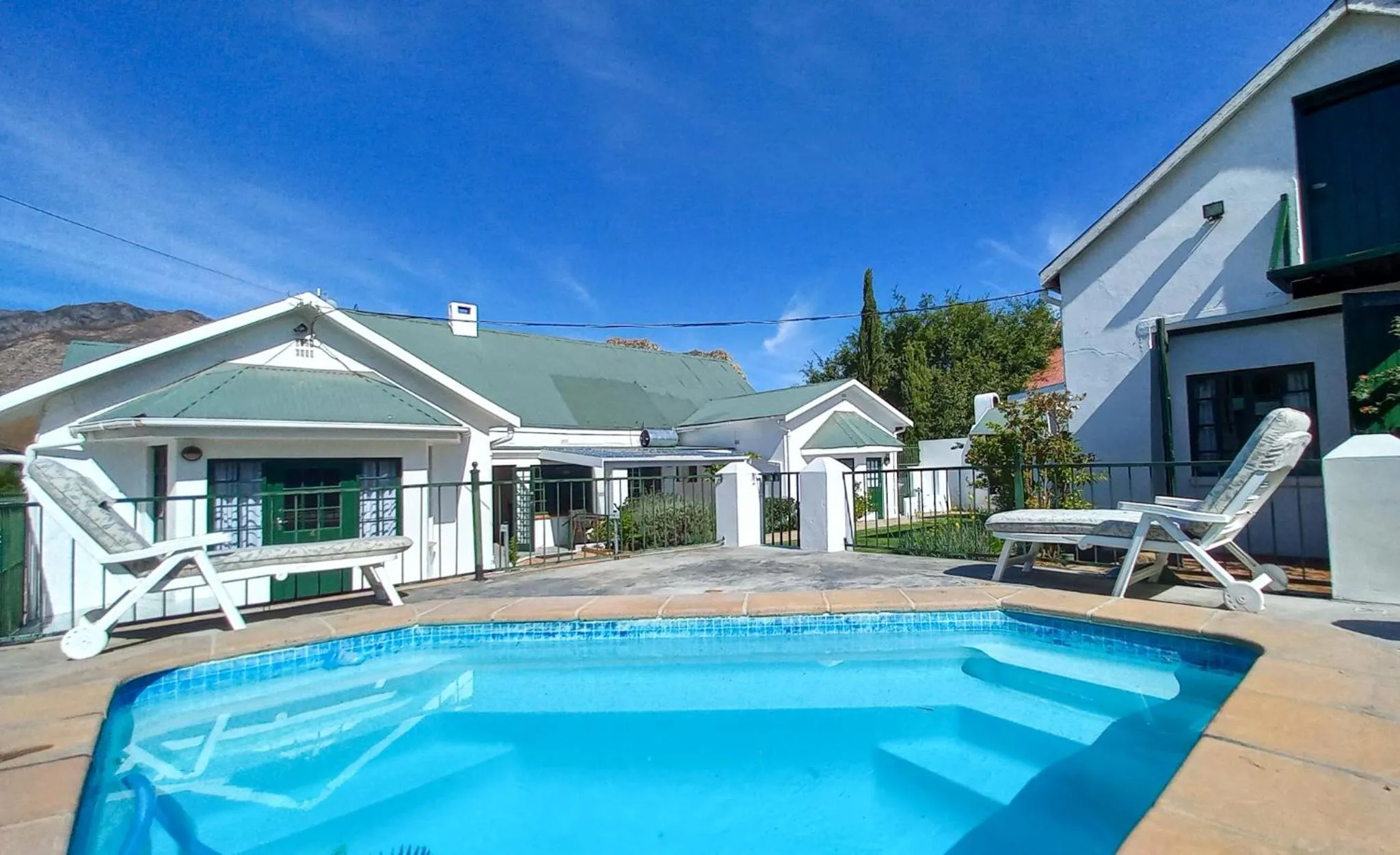 Swimming pool in Montagu Koo Karoo